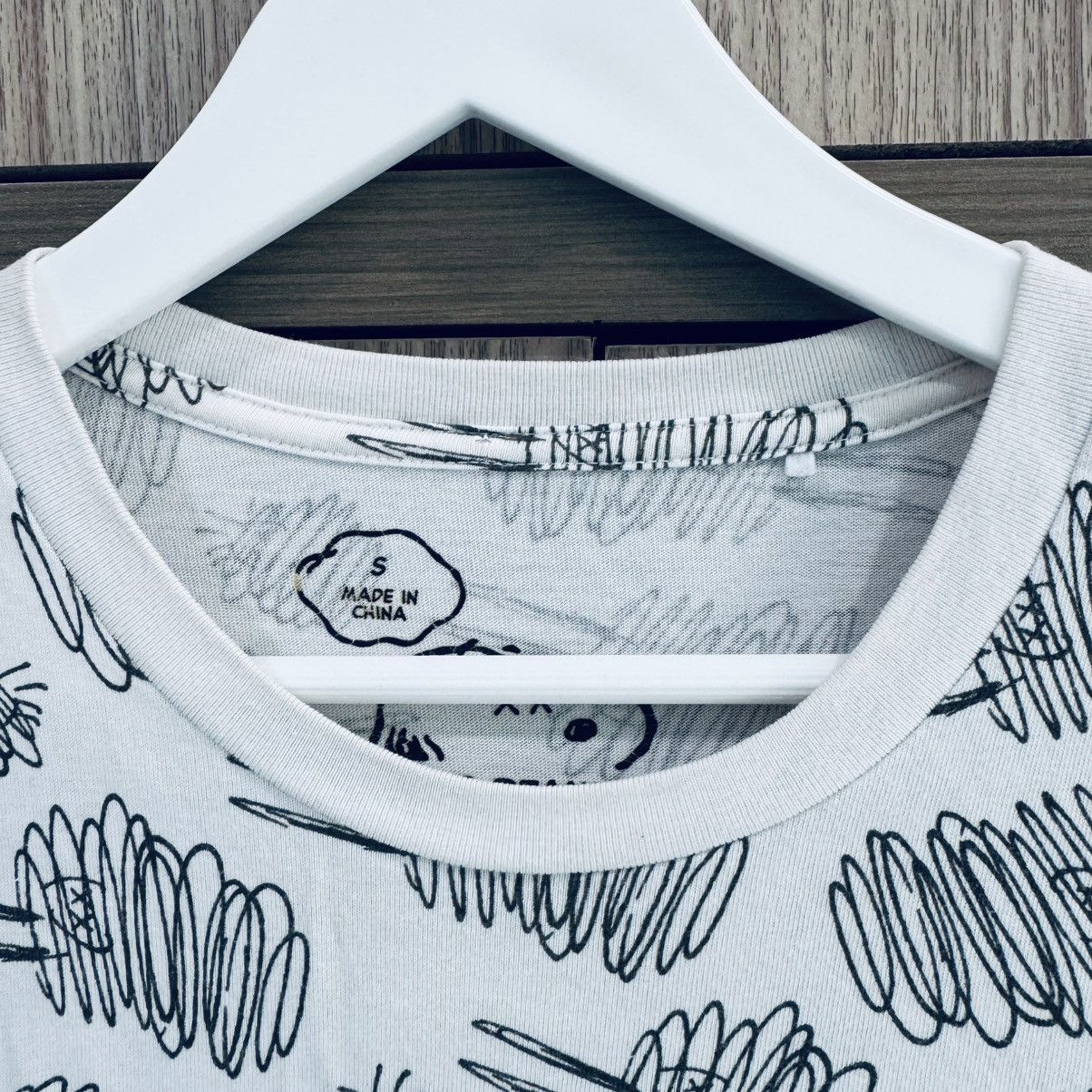 Kaws × Peanuts × Uniqlo Full Print Kaws X Peanuts X Uniqlo Colab Tee Size US S / EU 44-46 / 1 - 5 Thumbnail