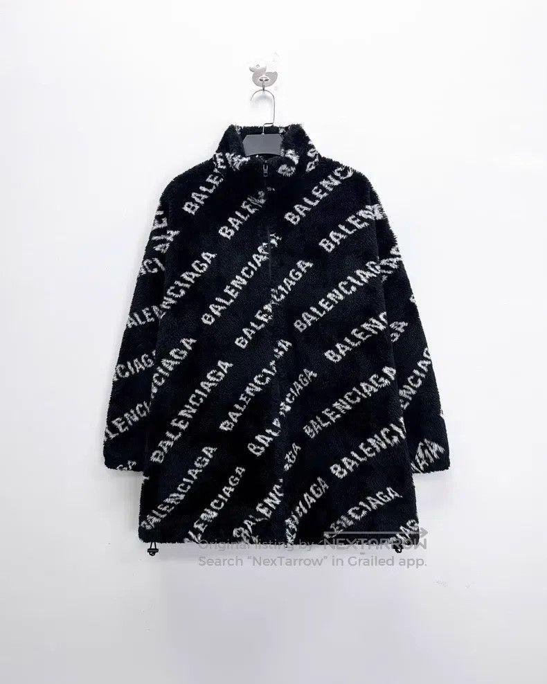 Balenciaga Balenciaga Black and white barrage all-over print teddy ja Size XXS / US 00 / IT 34 - 1 Thumbnail