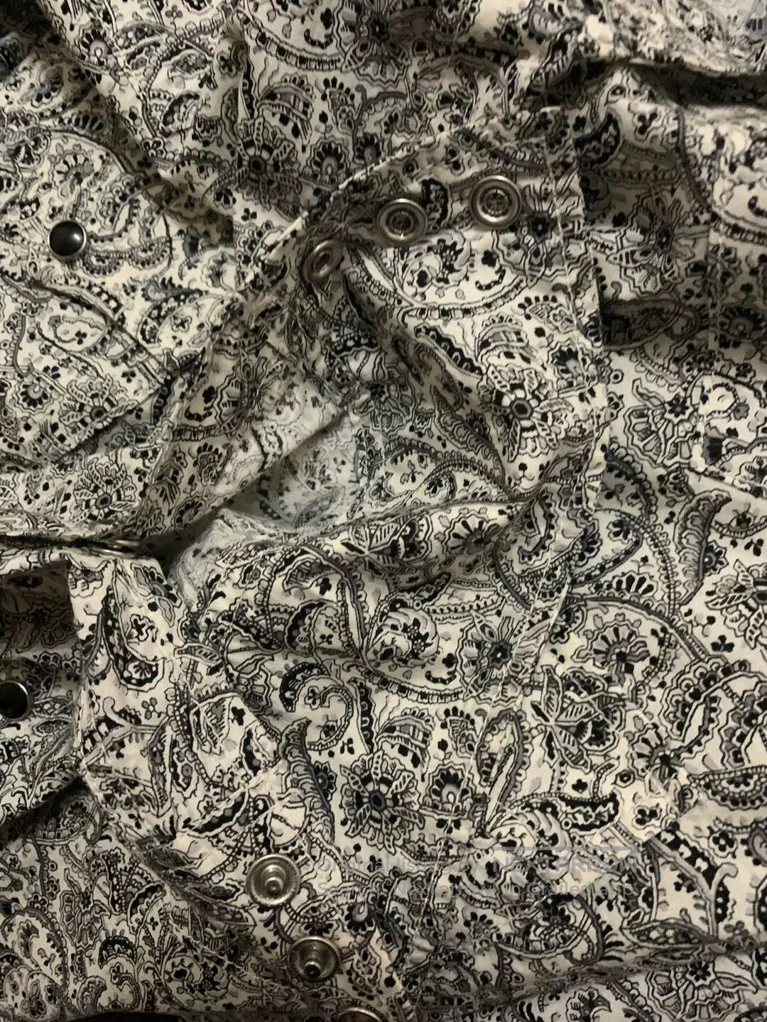 Saint Laurent Paris Saint Laurent Paisley Long-Sleeve Shirt. Size US S / EU 44-46 / 1 - 3 Thumbnail
