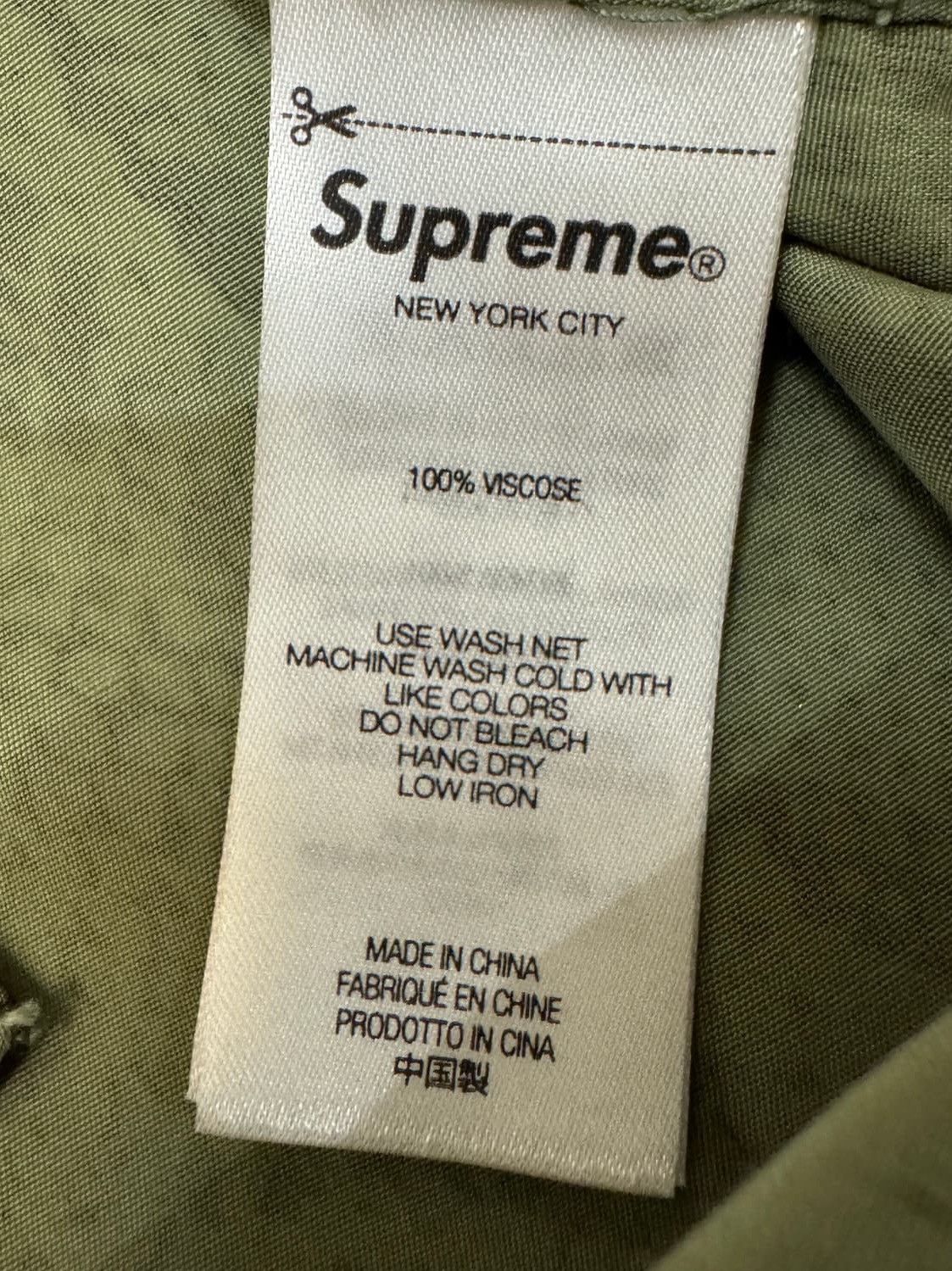 Supreme Supreme Snake Short Sleeve Button Shirts Size US L / EU 52-54 / 3 - 8 Thumbnail