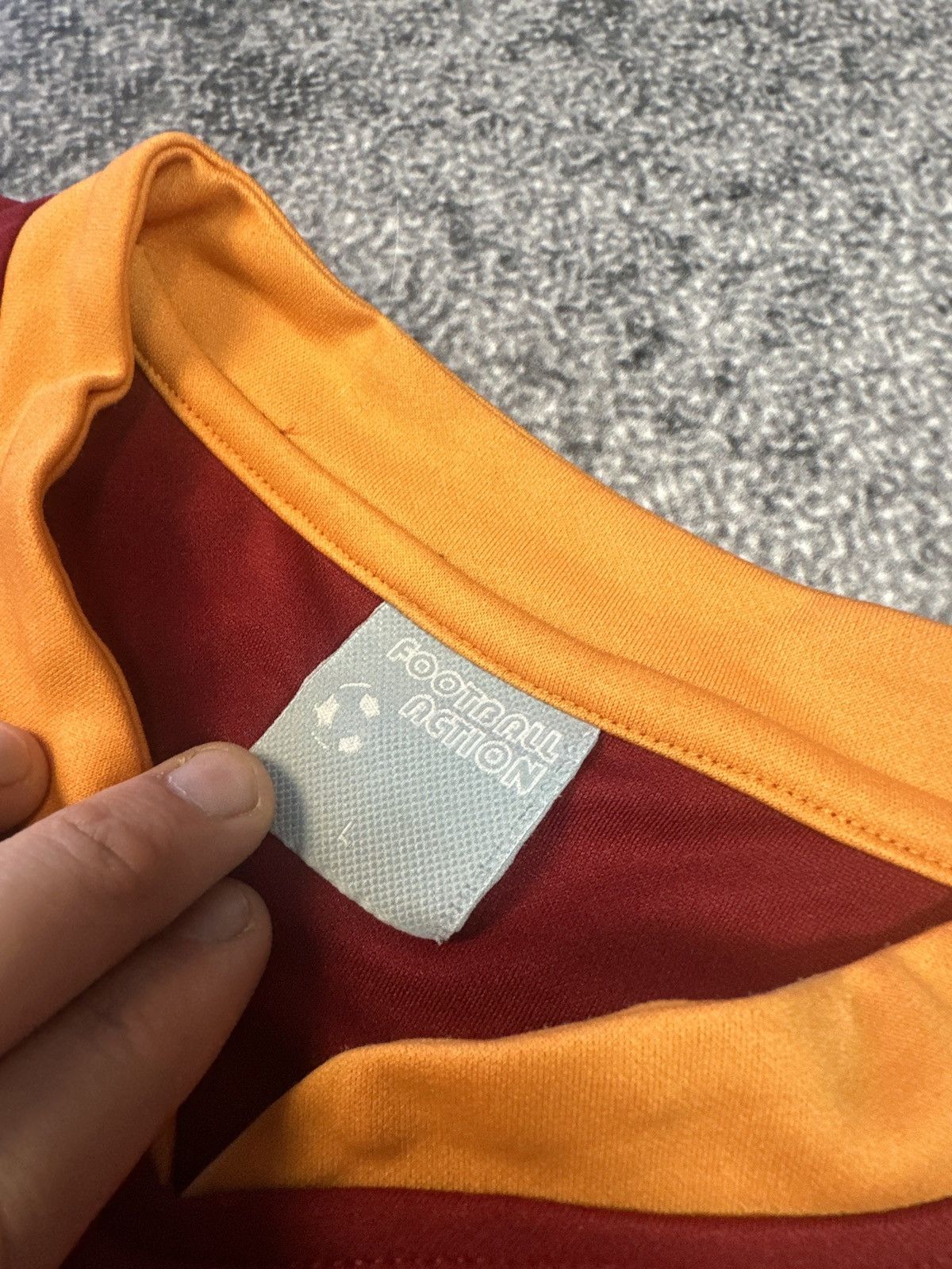 Vintage Nike Totti 10 Roma soccer jersey Streetwear football Rare L Size US L / EU 52-54 / 3 - 5 Thumbnail