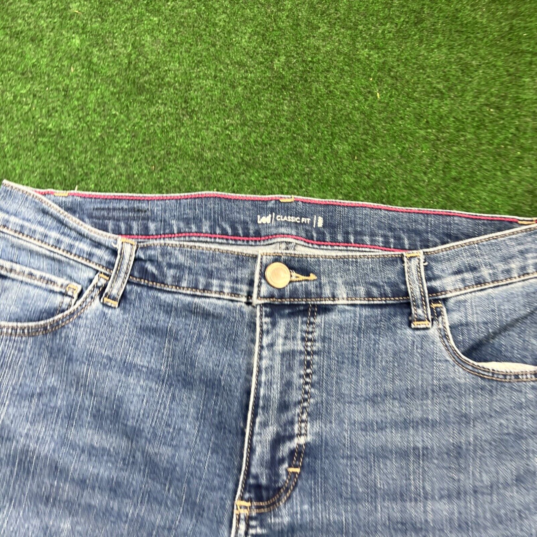 Lee Lee Jeans Womens 12 Petite Blue Denim Classic Fit Straight at the Waist 33x28 Size 34" / US 12 / IT 48 - 5 Thumbnail