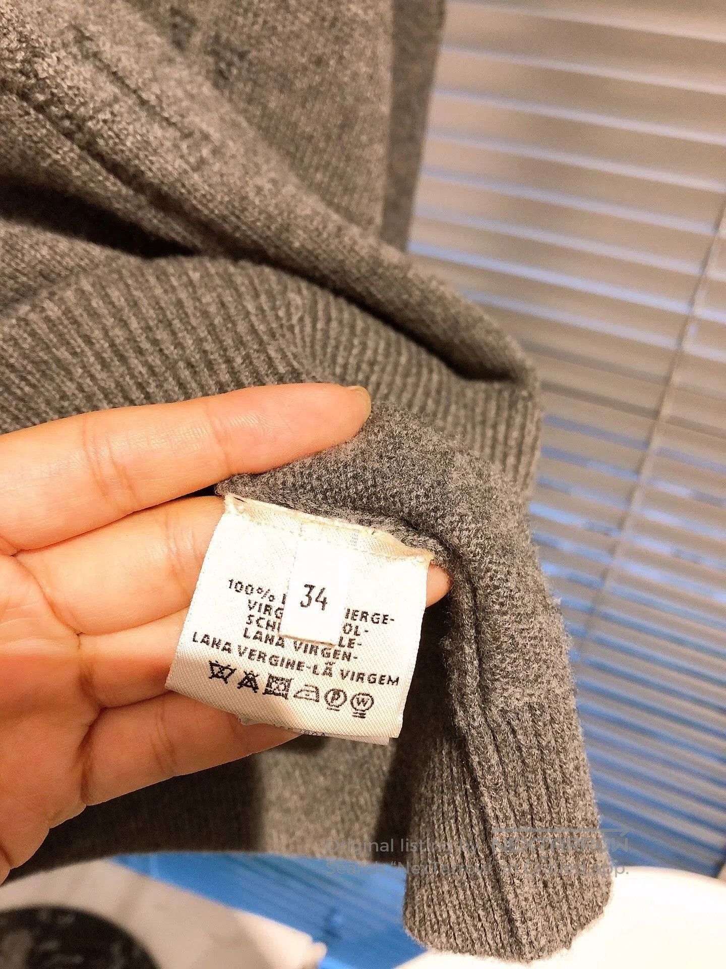Hermes Hermes Gray V-Neck H Print Wool Sweater. Size US S / EU 44-46 / 1 - 8 Thumbnail