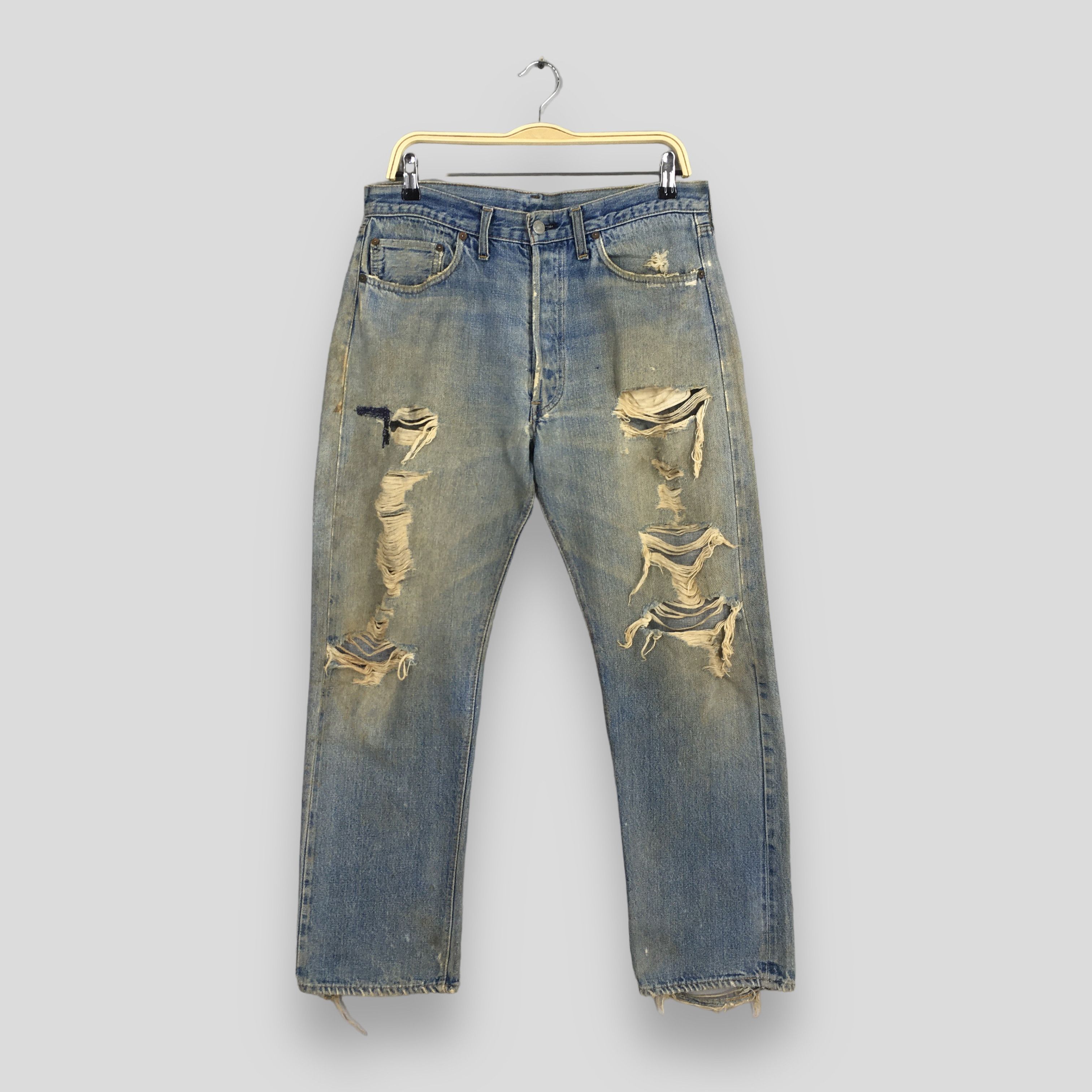 image of Size 32X27.5 Vintage 70's Levi's 501 Selvedge Stonewash Jeans in Blue, Men's
