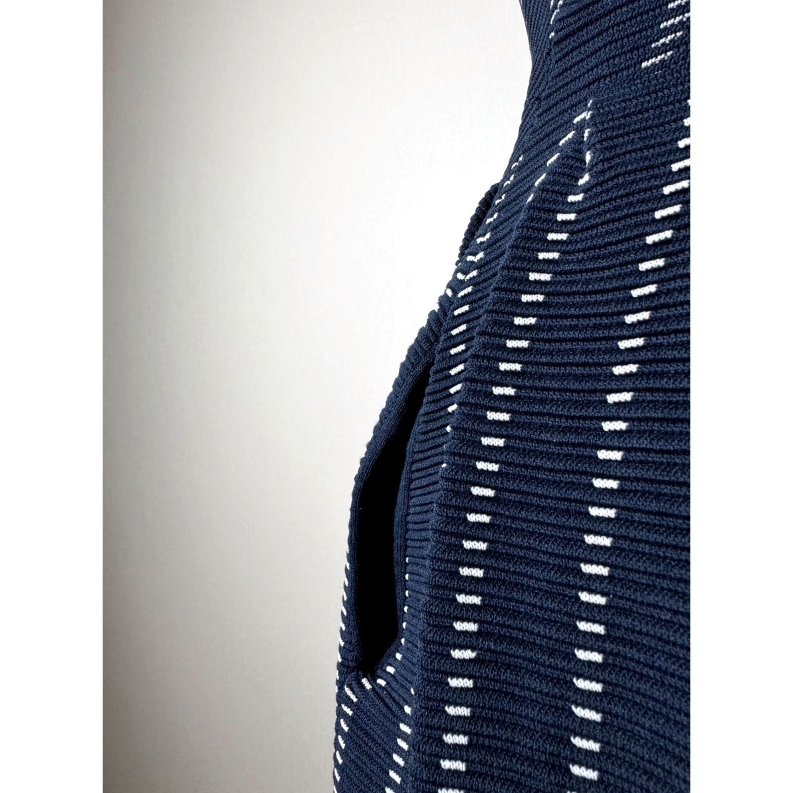 Maje Maje Womens Knit Dress Sleeveless Fit & Flare Blue Size 1 Dress Womens Knit Blue 90s? Size XS / US 0-2 / IT 36-38 - 4 Thumbnail