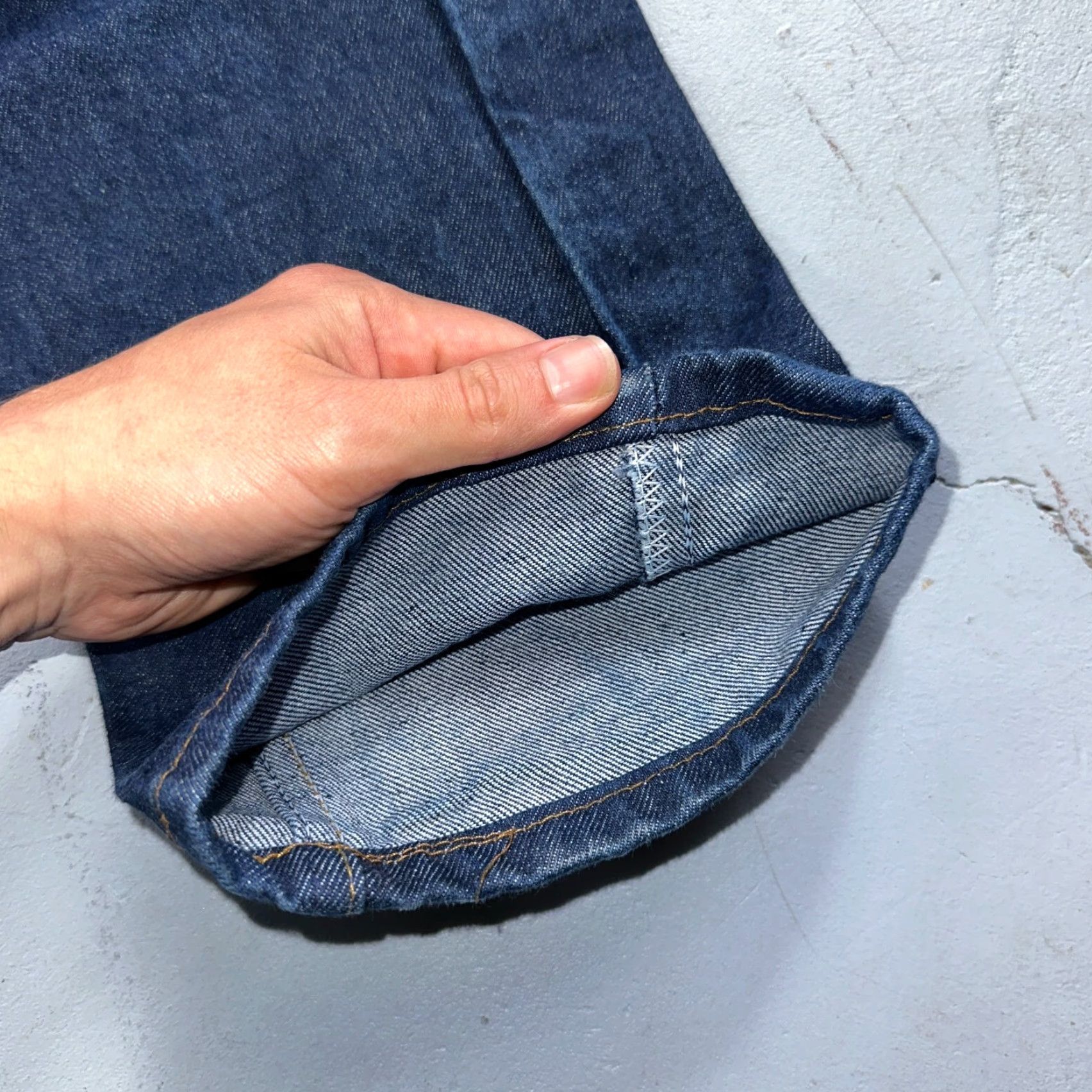 Levi's VINTAGE Levi's Jeans 501 Straight Fit Men's Dark Wash 80s 36x34 USA Size US 36 / EU 52 - 4 Thumbnail