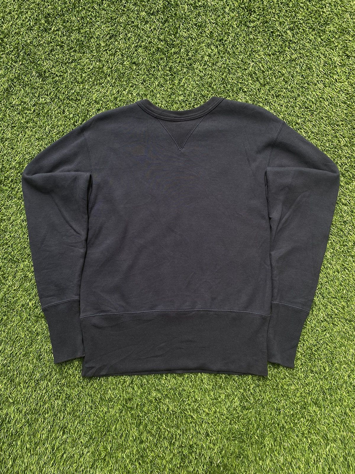 Champion Vintage 80s/90s Champion Running Man V Neck Crewneck Sweats Size US M / EU 48-50 / 2 - 3 Thumbnail