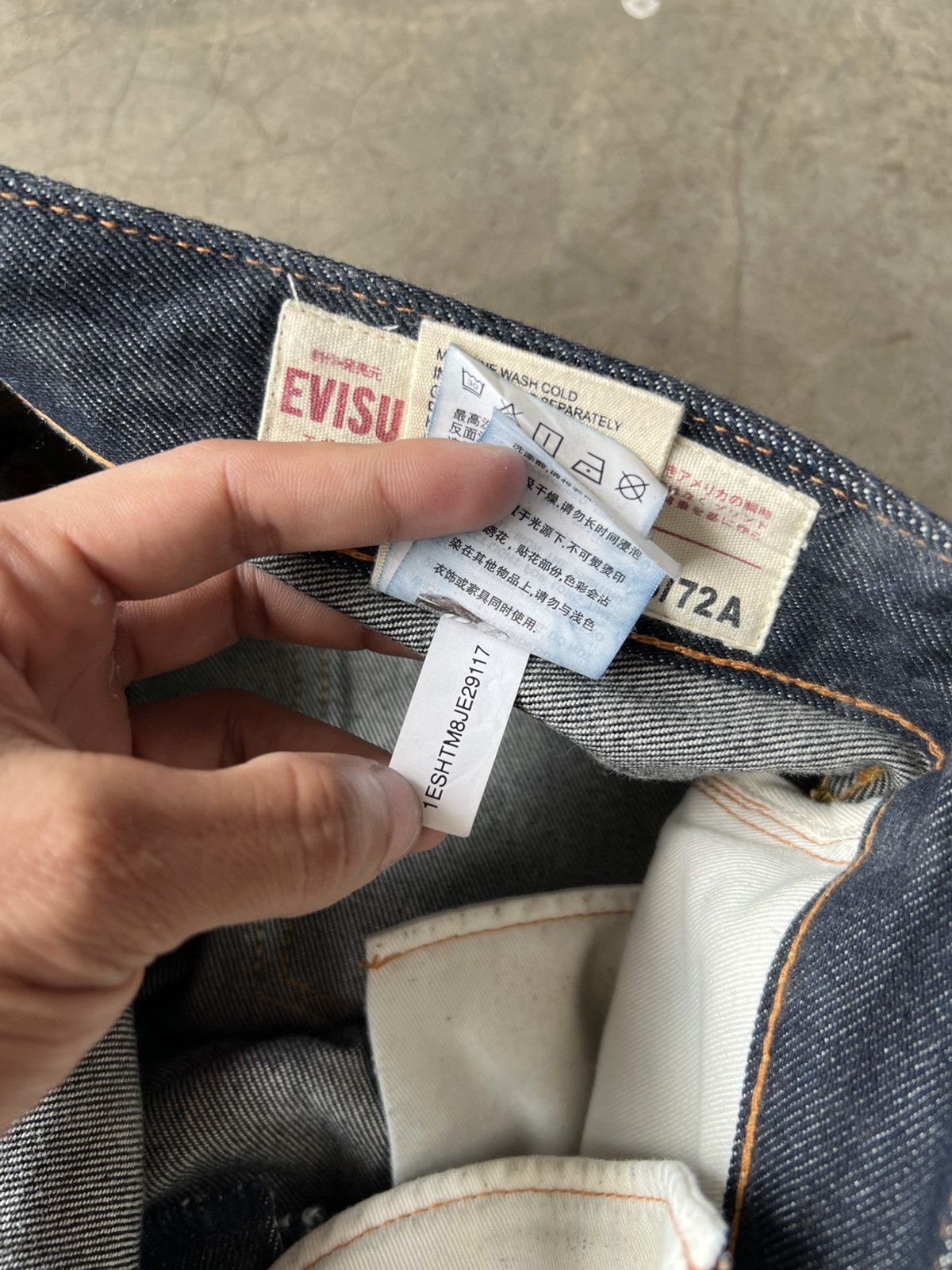 Evisu Evisu - Carrot Fit Kamon Seagull Pattern Daicock Jeans Size US 30 / EU 46 - 17 Thumbnail