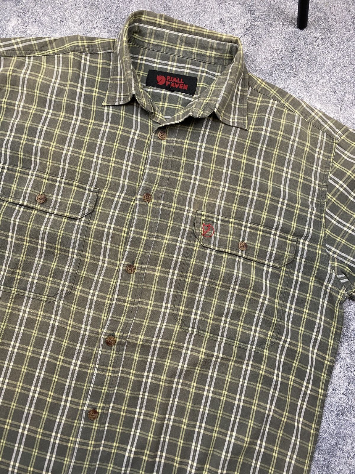 Fjallraven × Vintage Fjallraven Short Sleeve Button Up Faded T-shirt Check Tee Size US L / EU 52-54 / 3 - 4 Thumbnail