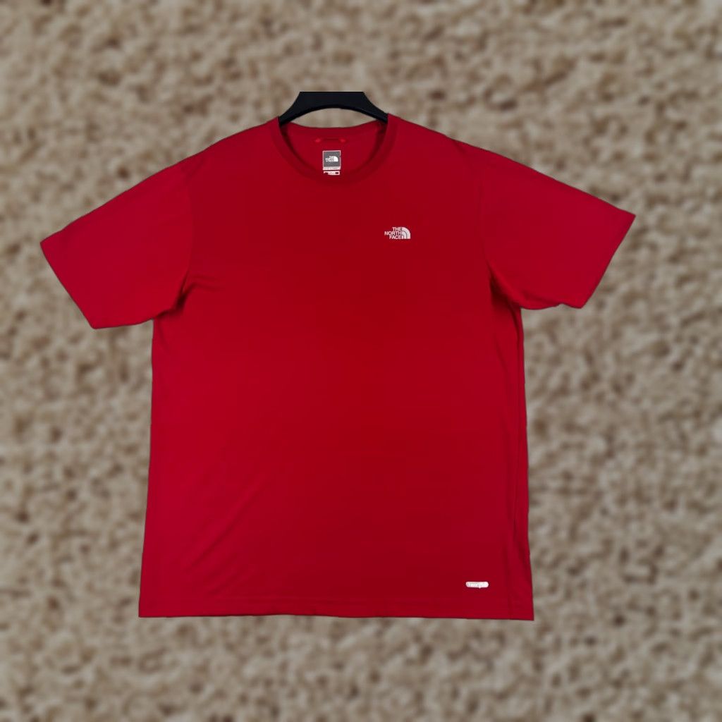 The North Face The North Face Shirt Men XL Red Short Sleeve Crew Neck Vaporwick Poly Size US XL / EU 56 / 4 - 1 Thumbnail