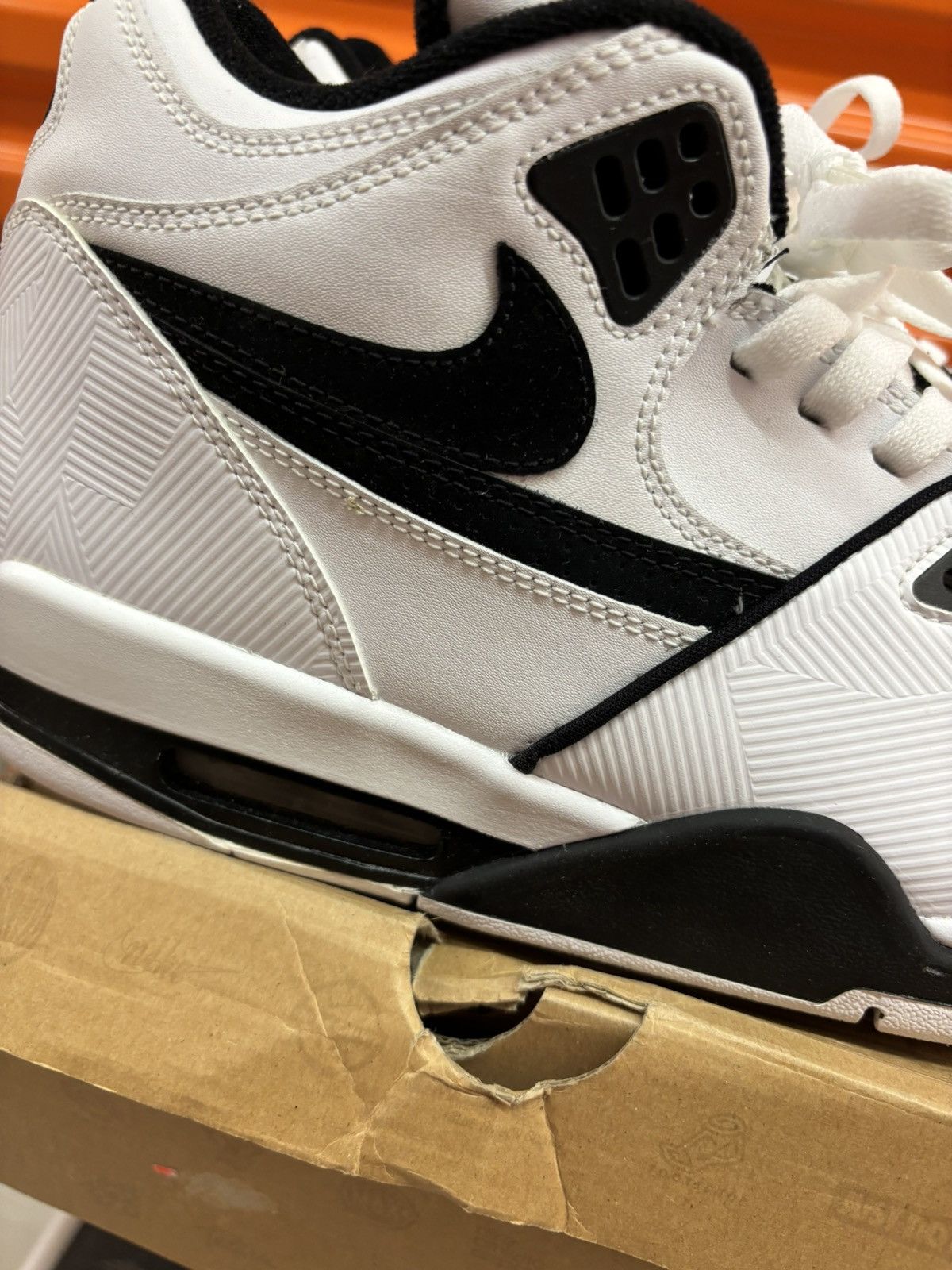 Nike × Vintage ***FINAL DROP***RARE 2008 NIKE AIR FLIGHT 89 QS TITULARES 13 Size US 13 / EU 46 - 6 Thumbnail