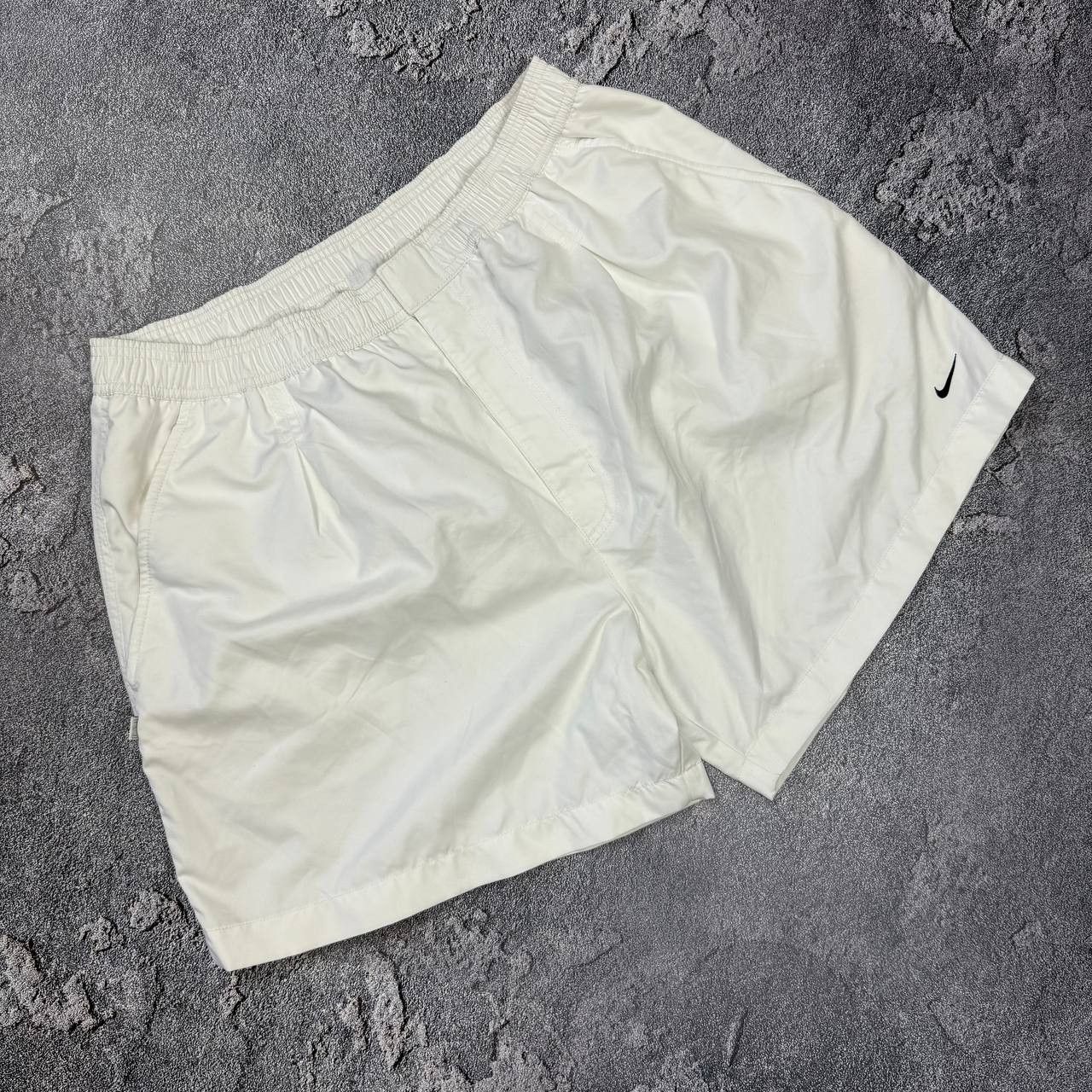 Nike Nike court vintage shorts Size US 38 / EU 54 - 1 Thumbnail