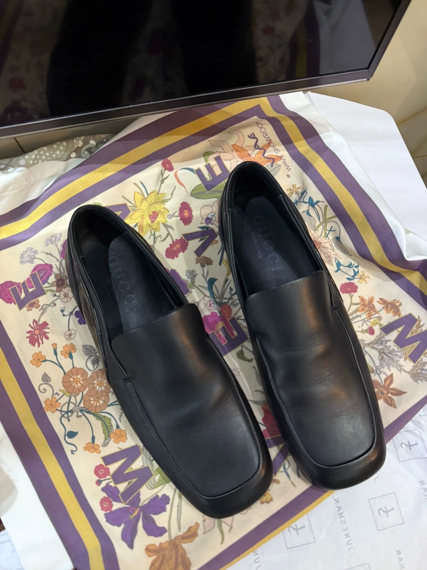 Gucci Gucci vintage leather shoes 37.5 EU 9/10 Size US 7 / IT 37 - 2 Thumbnail