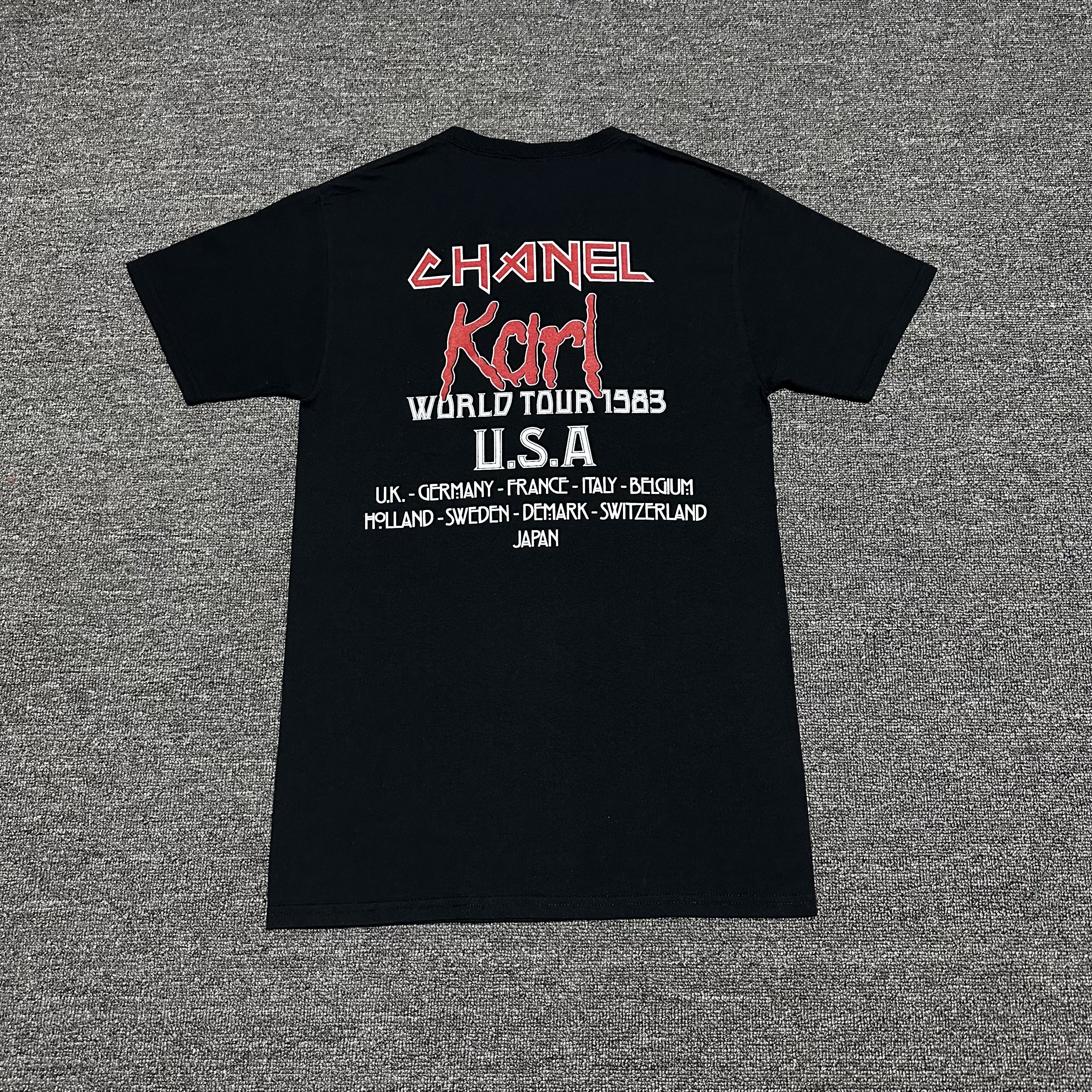Bleach × Bleach Goods × Designer Chanel Iron Maiden Karl Legerfeld Tee Size US S / EU 44-46 / 1 - 3 Thumbnail