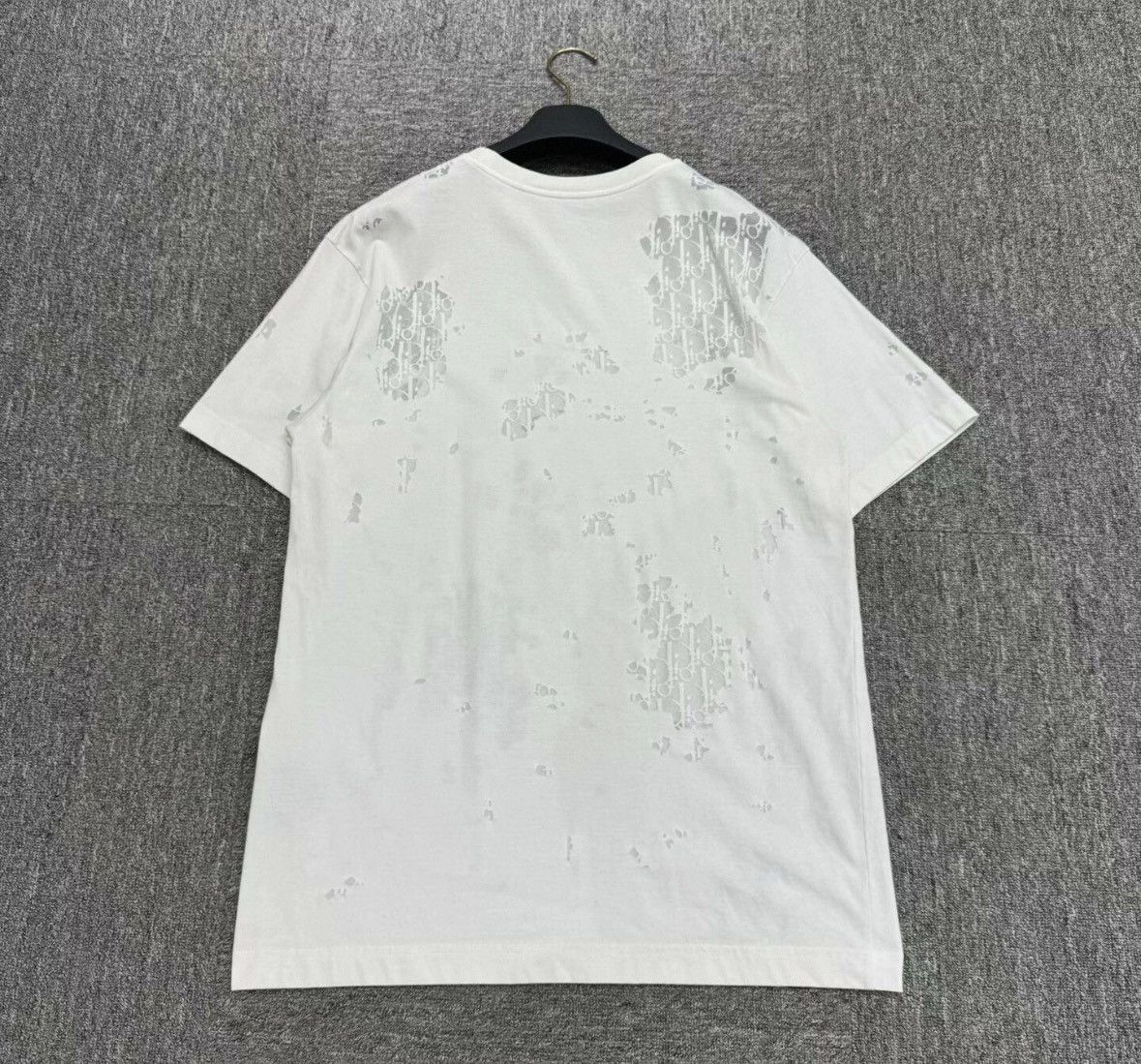 Dior Dior white distressed short sleeve T-shirt Size US M / EU 48-50 / 2 - 2 Thumbnail