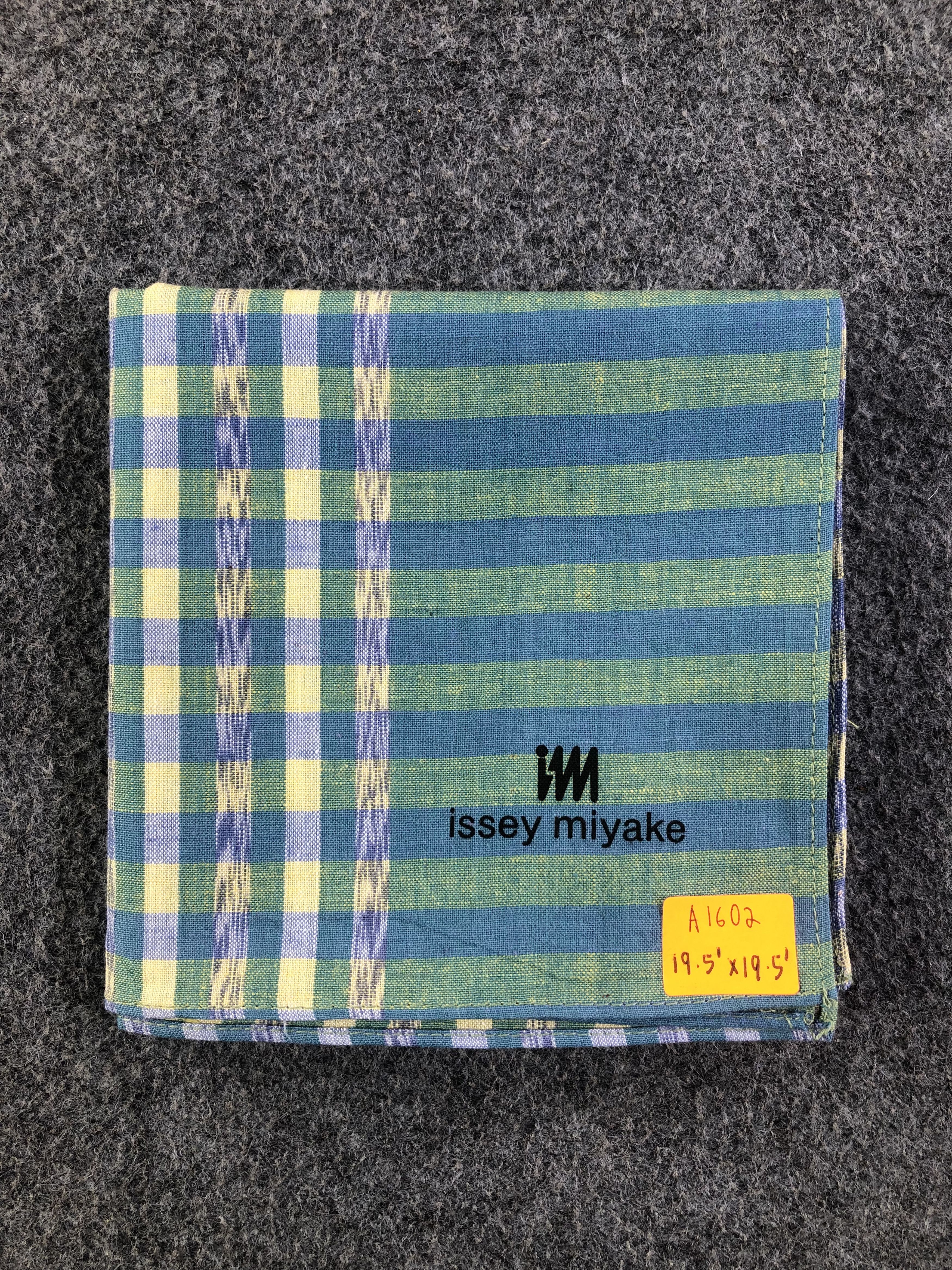 Issey Miyake Issey Miyake Handkerchief / Bandana / Neckerchief Size ONE SIZE - 6 Thumbnail