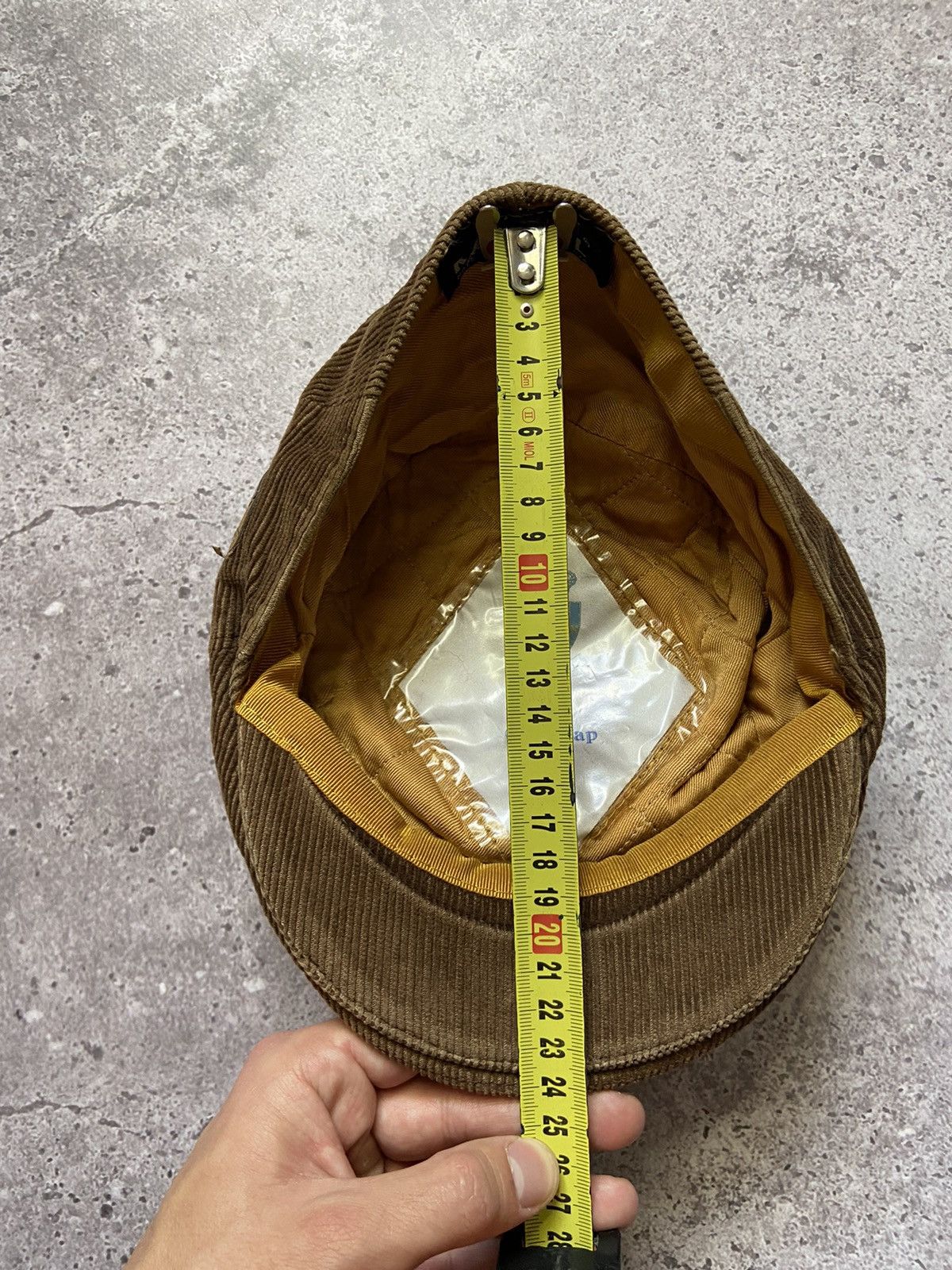 Kangol × Vintage Vintage Kangol Corduroy Brown Beret Cap Size ONE SIZE - 9 Thumbnail