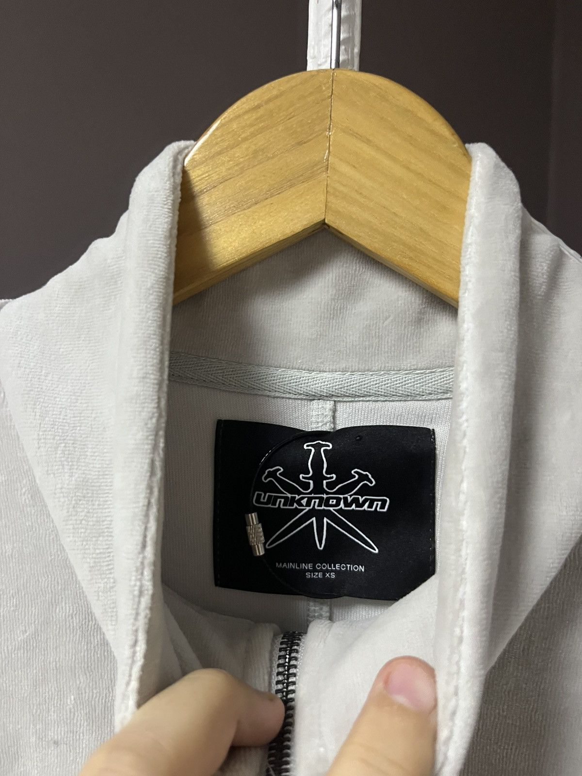 Unknown London Unknown London Y2K Cross Velour Zip Size US S / EU 44-46 / 1 - 3 Thumbnail