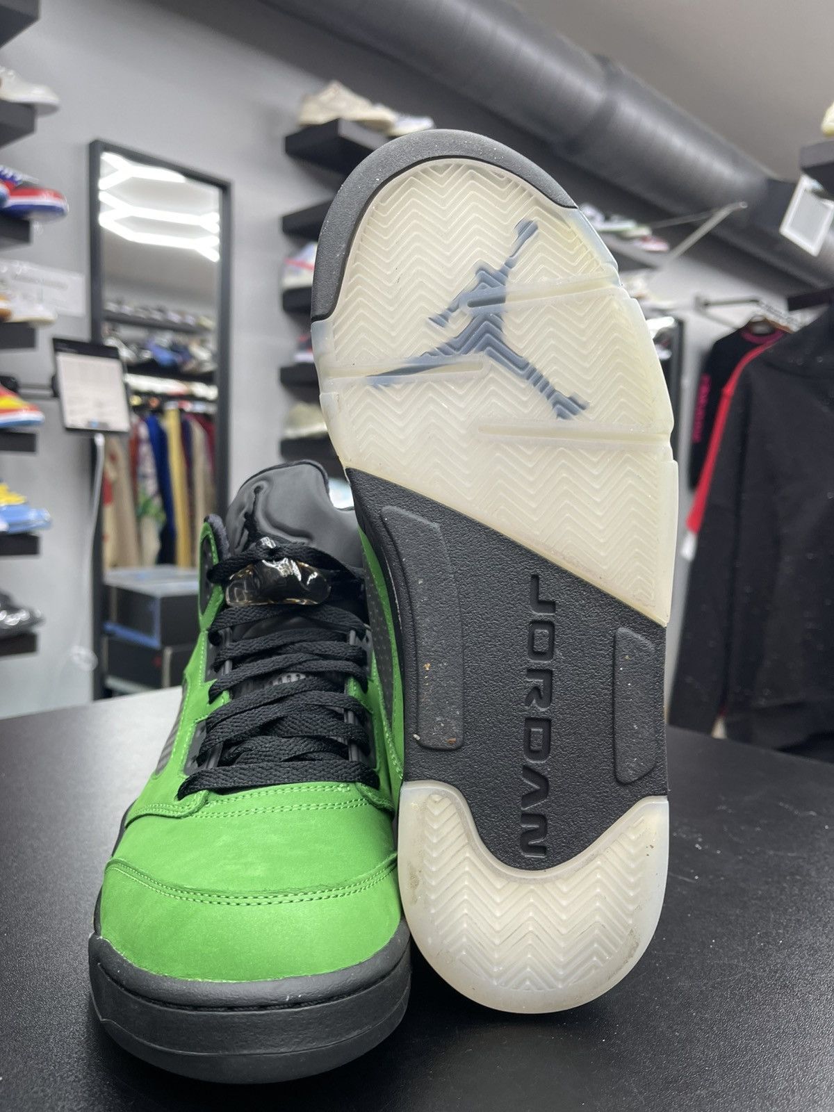 Jordan Brand Size 9 - Jordan 5 Retro SE Oregon Gently Used Size US 9 / EU 42 - 7 Thumbnail