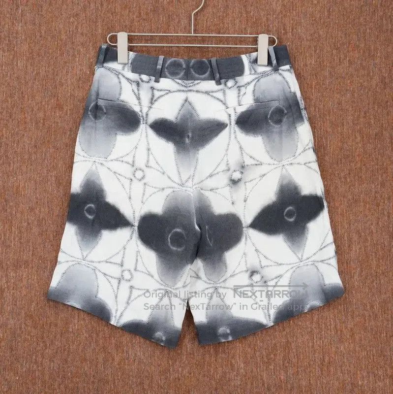 Louis Vuitton Louis Vuitton Men's Tie-Dye Shorts in White . Size US 30 / EU 46 - 2 Thumbnail