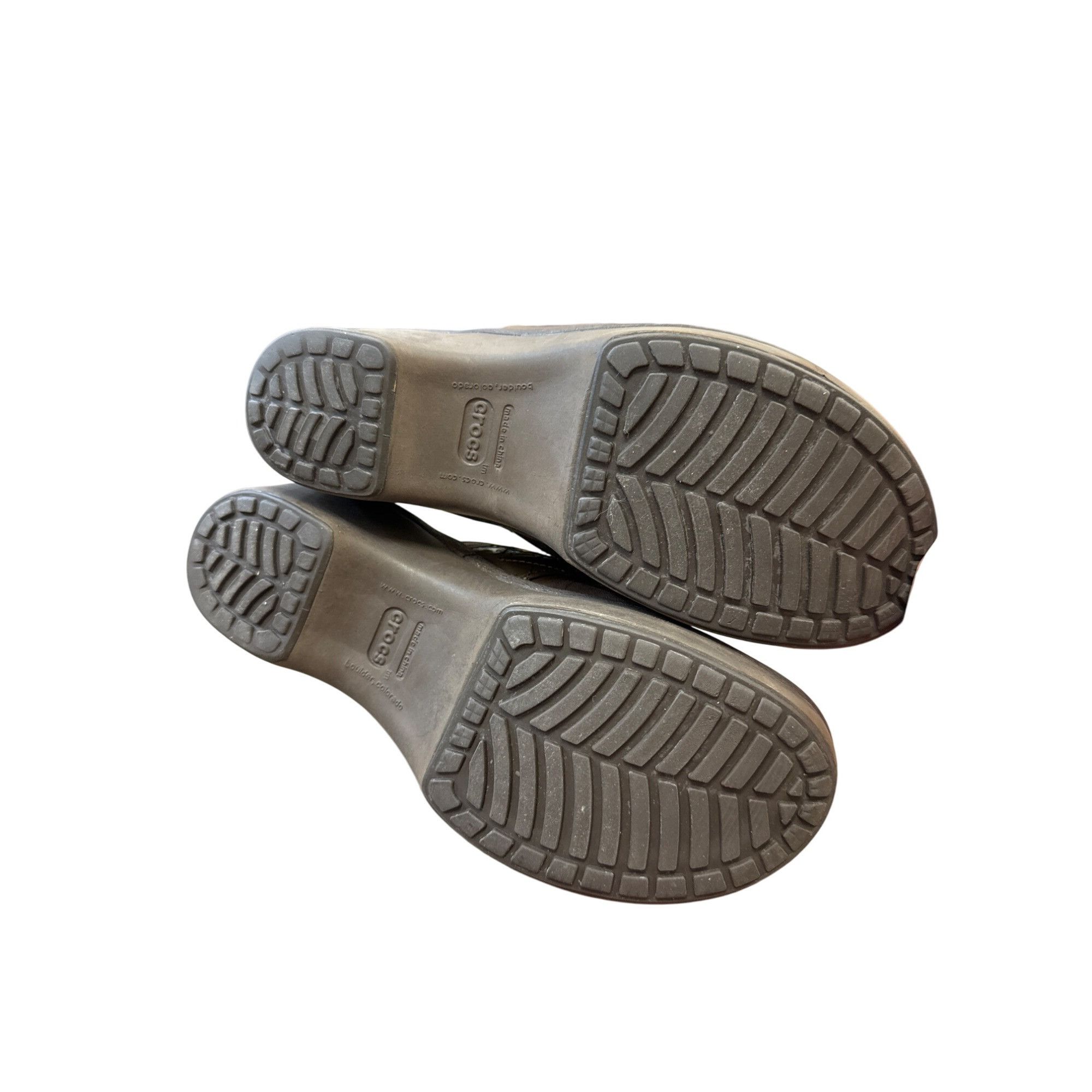 Crocs Crocs womens Brown Leather Cobbler Quilted Mules Size 7 SKU Size US 7 / IT 37 - 6 Thumbnail