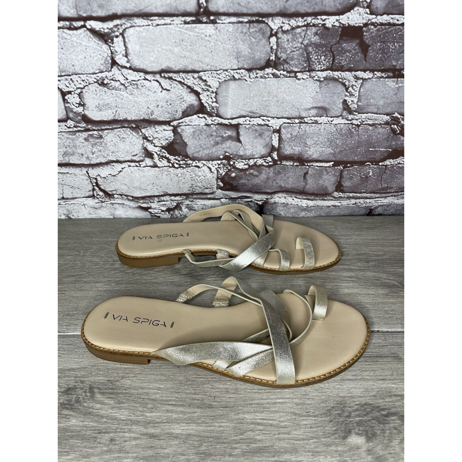 Other Via Spiga Metallic Silver Leather Toe Post Slides Sandals Wo Size US 10 / IT 40 - 24 Thumbnail