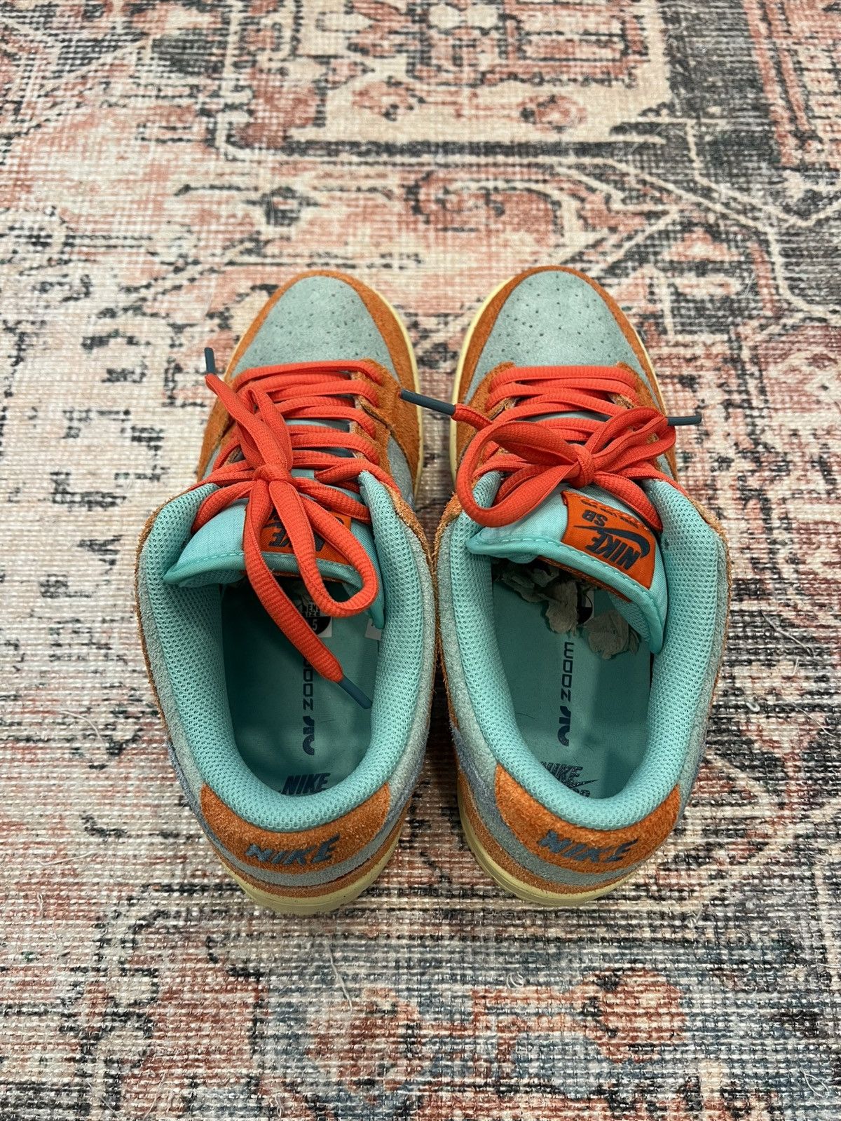Nike Nike SB Dunk Low Pro PRM - Orange Emerald Rise Size US 8.5 / EU 41-42 - 8 Thumbnail