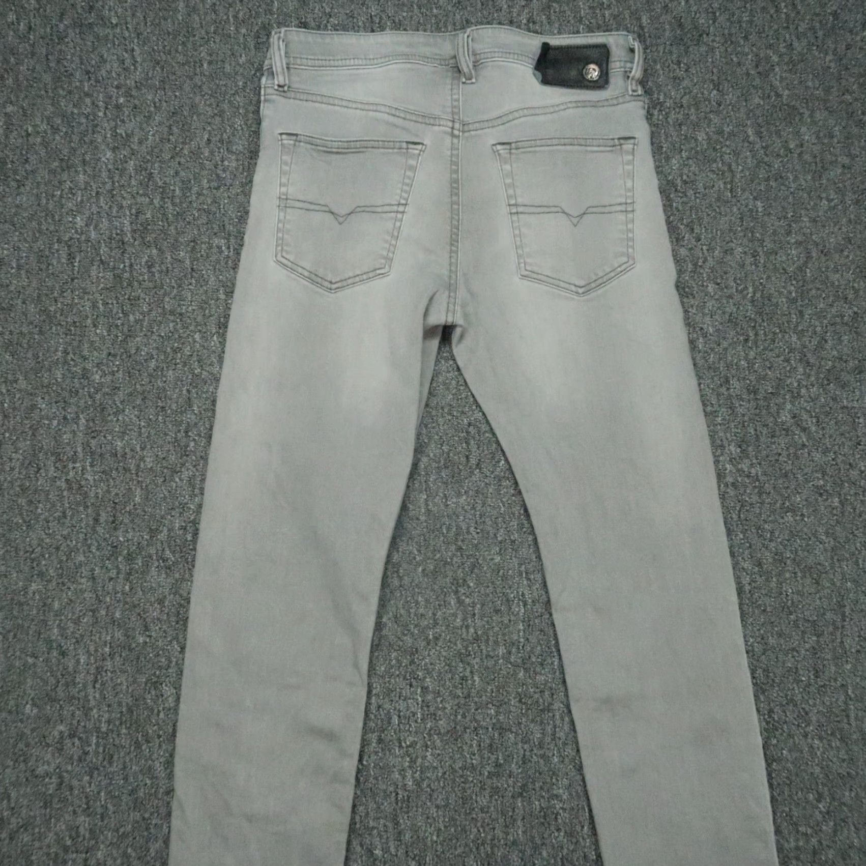 Diesel Diesel Jeans Mens 29x32 Gray Buster Slim Tapered 5 Pocket Button Fly Size US 29 - 6 Thumbnail