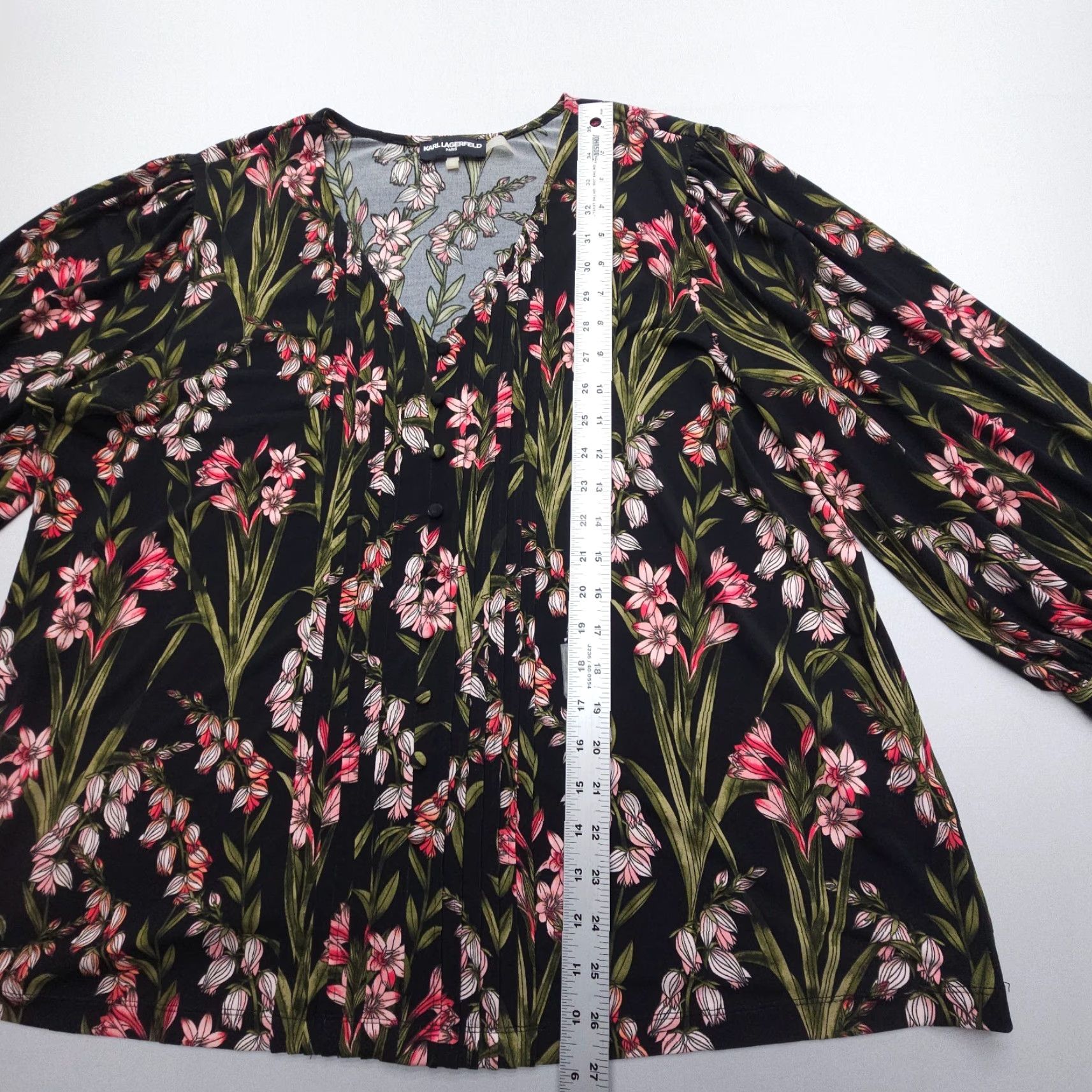 Karl Lagerfeld VINTAGE Karl Lagerfeld Paris Blouse 1X Plus Size Floral Boho Puff Sleeve V Neck Button Size XL / US 12-14 / IT 48-50 - 5 Thumbnail