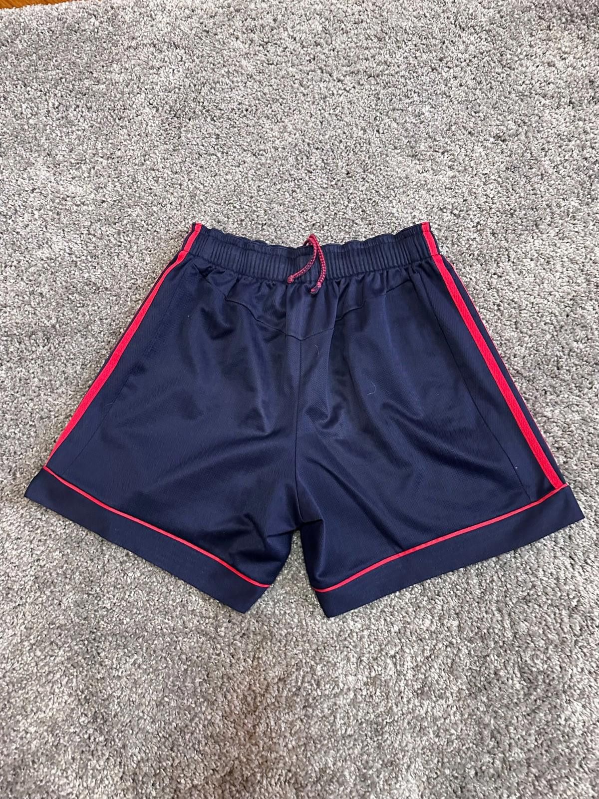 Adidas SPAIN 1998 1999 HOME FOOTBALL SOCCER SHORTS ADIDAS sz M MEN Size US 34 / EU 50 - 5 Thumbnail