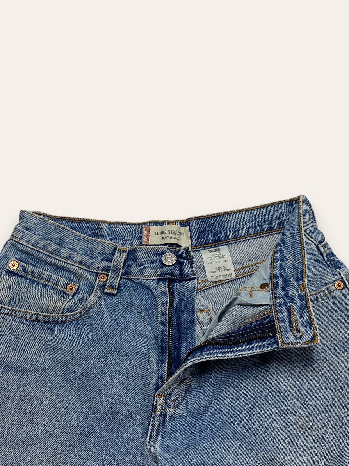 Jean Vintage LEVI'S Light Wash Blue Distressed Baggy Jeans Size US 28 / EU 44 - 5 Thumbnail