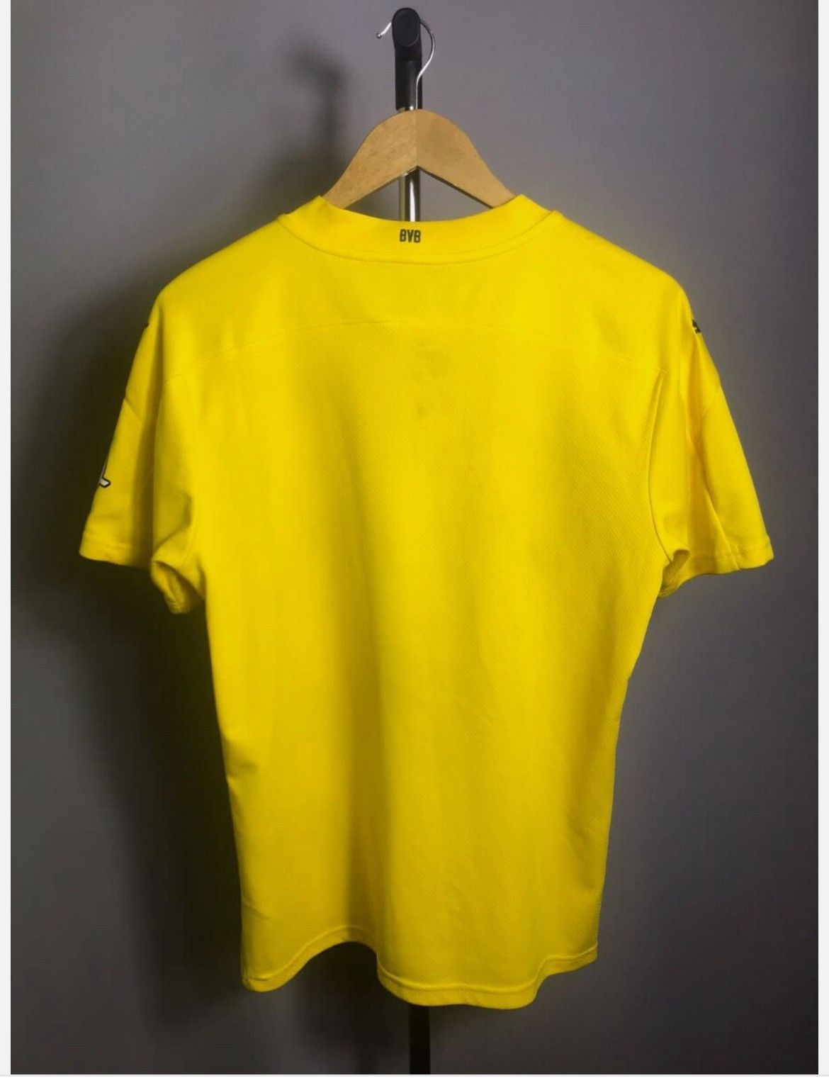 Puma BORUSSIA DORTMUND 2020 2021 HOME SHIRT SOCCER JERSEY PUMA Size US M / EU 48-50 / 2 - 10 Thumbnail