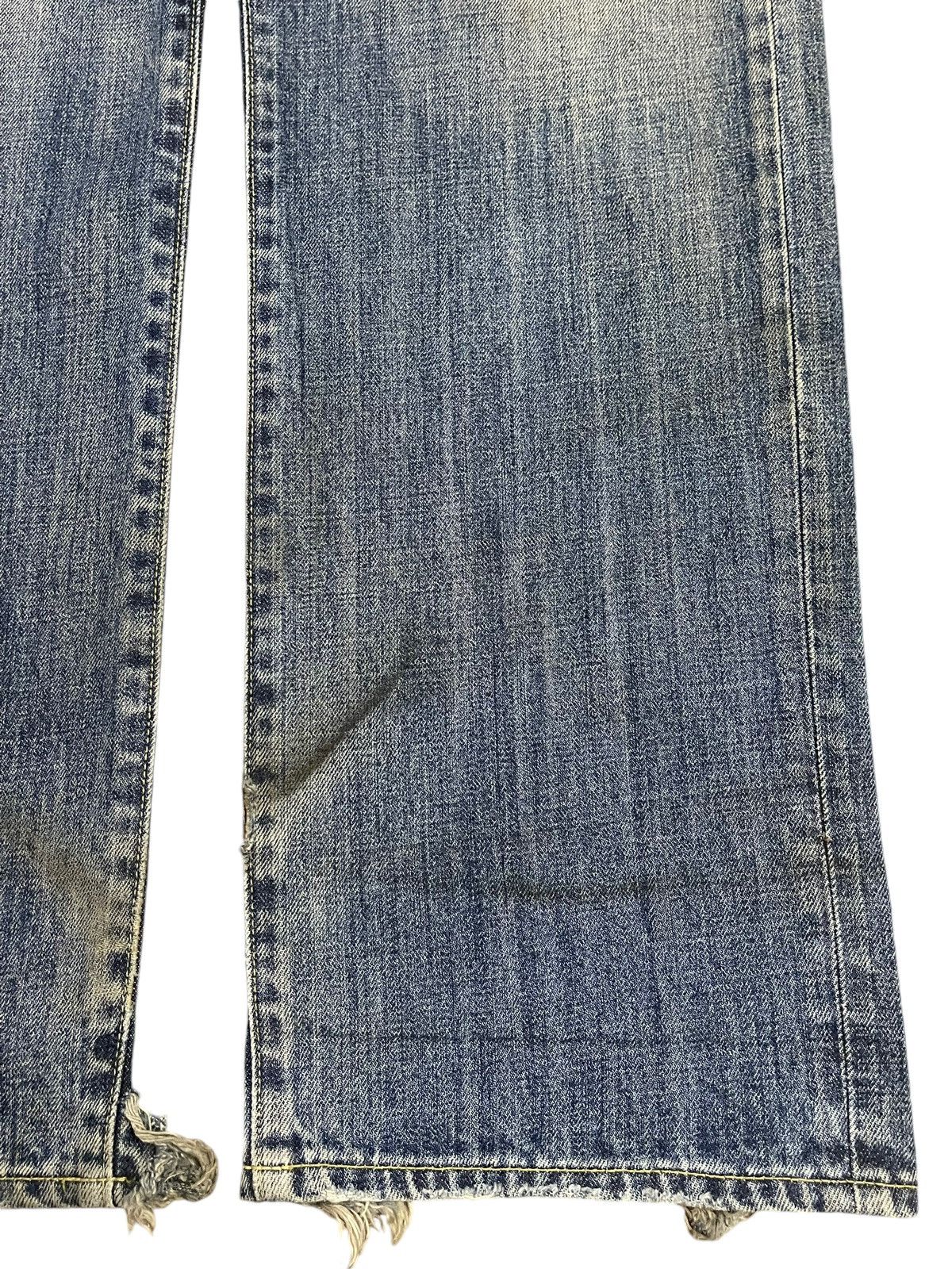 Uniqlo Vintage Japanese Uniqlo Mud Wash Style Distress Loose Jeans Size US 34 / EU 50 - 8 Thumbnail