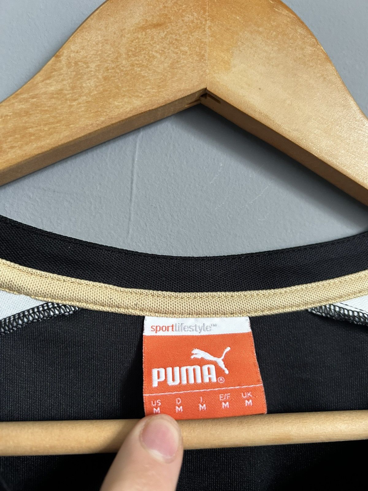 Puma × Vintage Puma Newcastle United 2014-15 Home Jersey Size US M / EU 48-50 / 2 - 5 Thumbnail