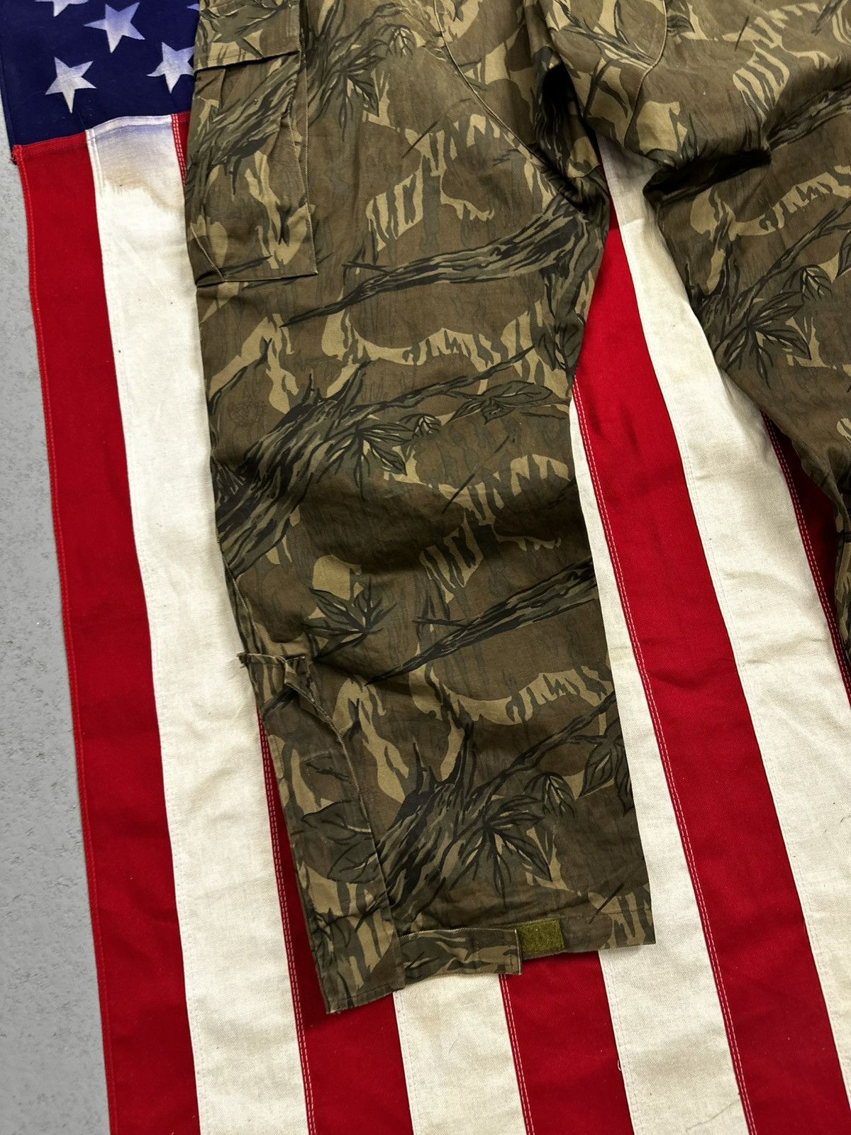 Other Vintage Camo Cargo Pants M Size US 31 - 9 Thumbnail