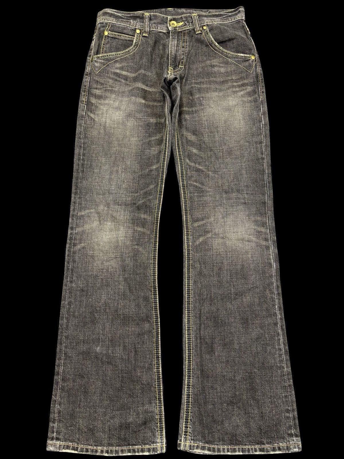 Wrangler 💥Flare💥Insane 90s Style Wrangler Mudwash Flare Denim F917 Size US 32 / EU 48 - 2 Thumbnail