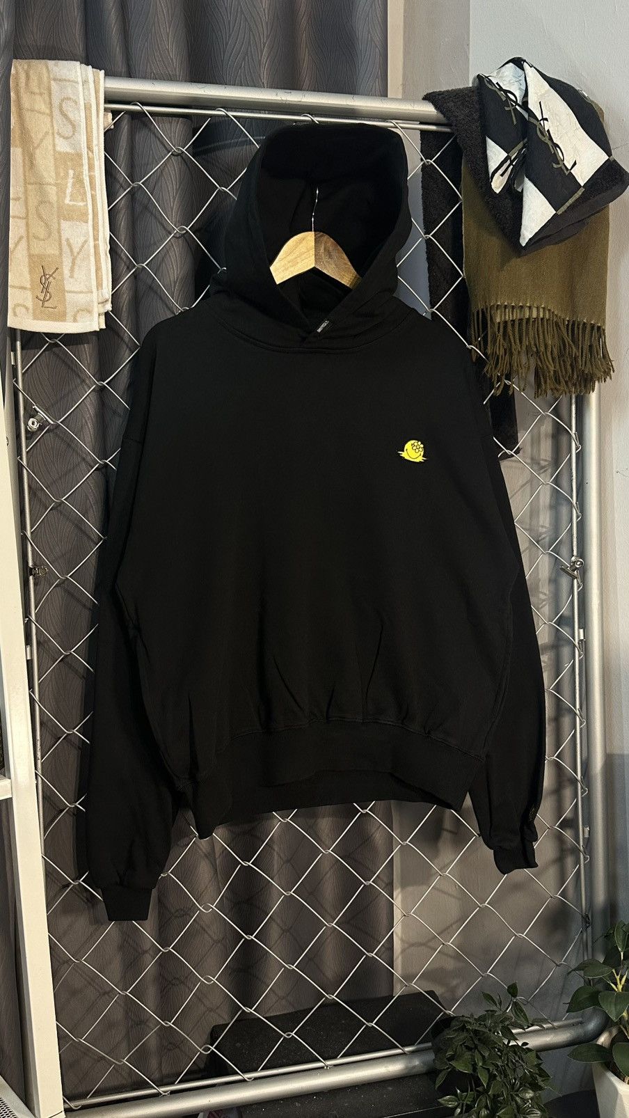 Other WATER THE PLAN (WTP) SMILEY POPSICLE PARODY ICE CREAM HOODIE Size US M / EU 48-50 / 2 - 1 Thumbnail