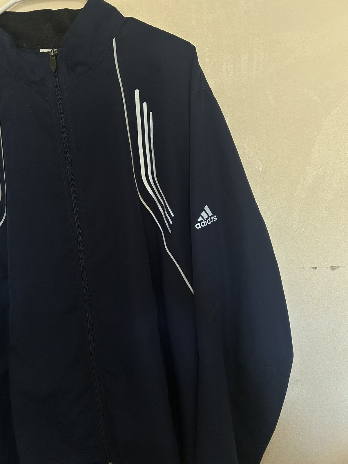 Adidas vintage Adidas windbreaker jacket from the 2003 Size US XL / EU 56 / 4 - 5 Thumbnail