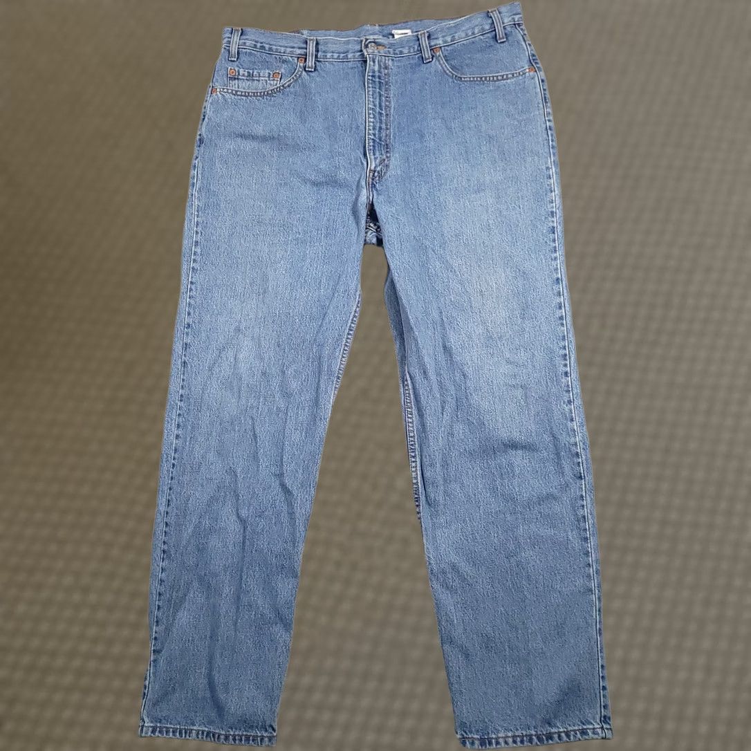 Levi's VINTAGE Levi's 550 Jeans Mens 42x32 Relaxed Fit Denim Tapered Leg Workwear Grunge 90s Vintage Blue Boys Mens Size US 42 / EU 58 - 1 Thumbnail
