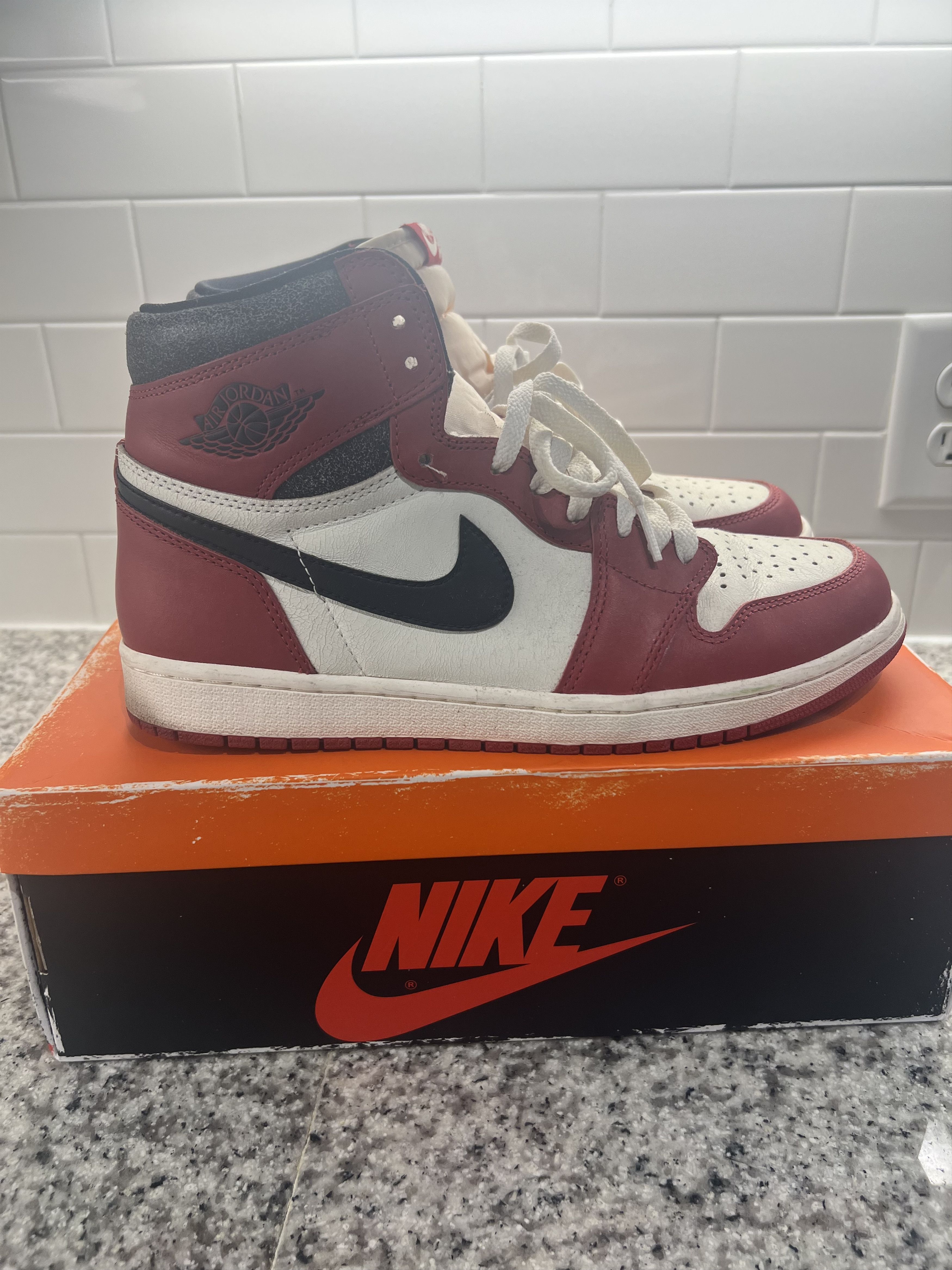 Jordan Brand Jordan OG lost and found 1s Size US 10.5 / EU 43-44 - 1 Thumbnail