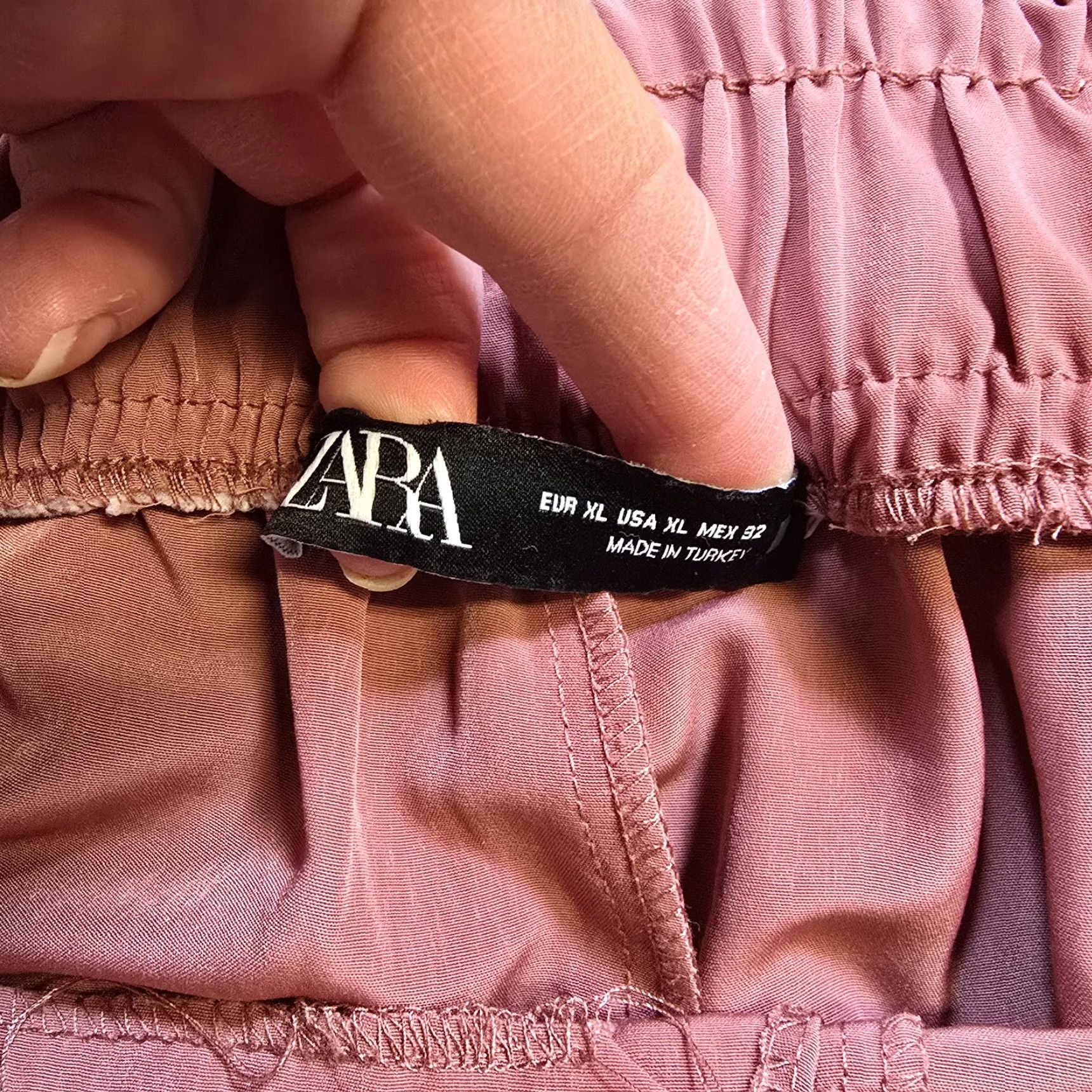 Zara Zara Pants Womens XL Pink Cropped Cargo Joggers Satin Casual Capsule 90s City Basic Matte Finish Size 40" / US 18 - 4 Thumbnail