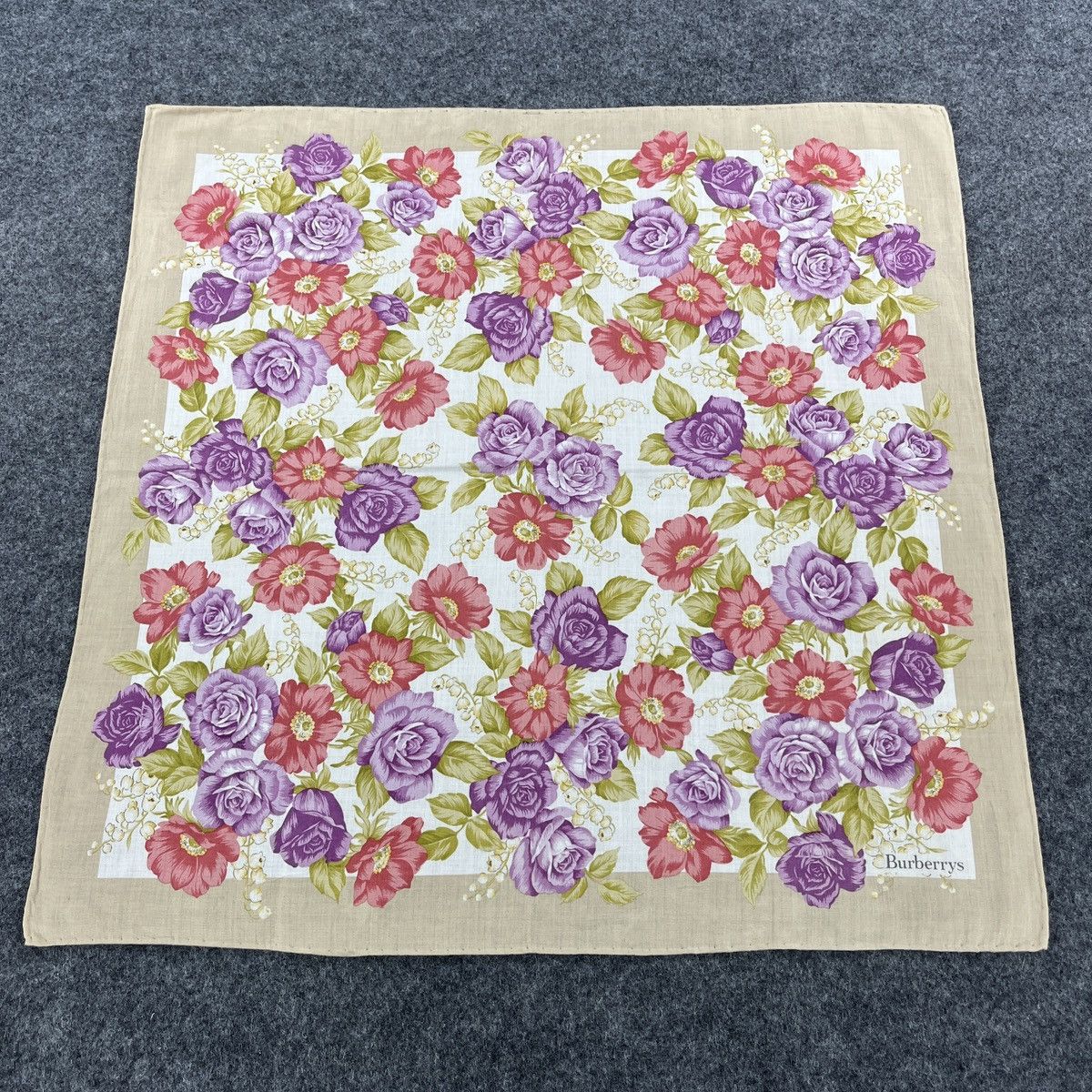 Burberry Burberry Handkerchief / Bandana / Neckerchief B036 Size ONE SIZE - 1 Thumbnail