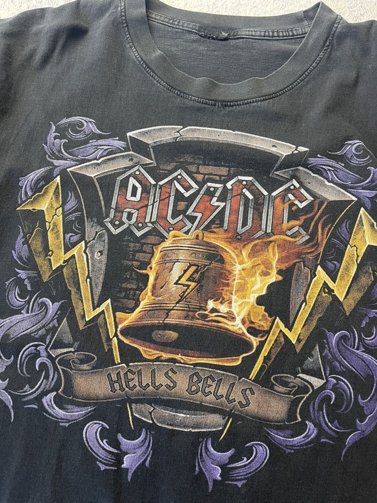 AC/DC Vintage Rare AC/DC Hells Bells Rock Band T Shirt Size US XL / EU 56 / 4 - 9 Thumbnail