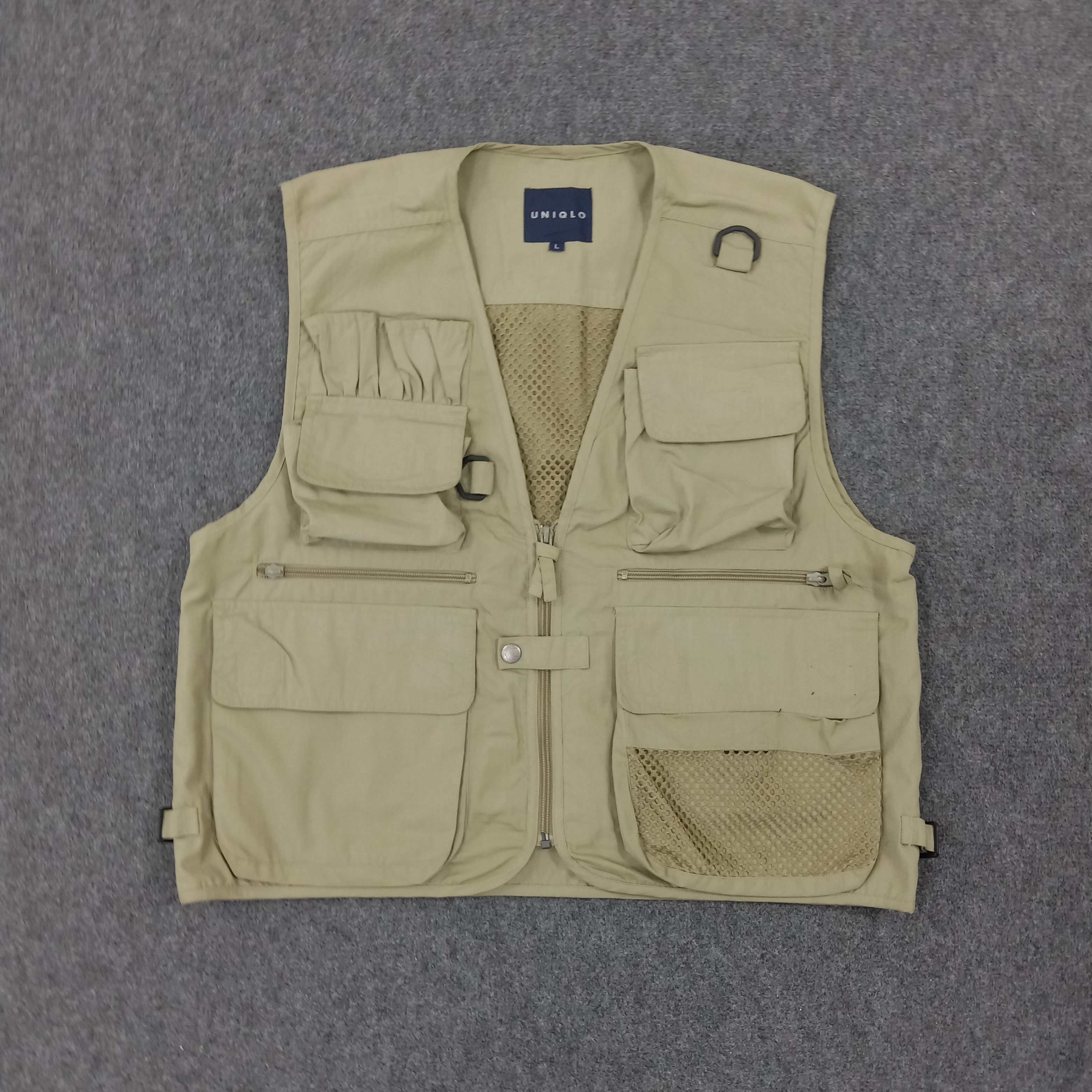 Vintage Skulls Uniqlo Japanese Brand Tactical Vest Size US M / EU 48-50 / 2 - 3 Thumbnail