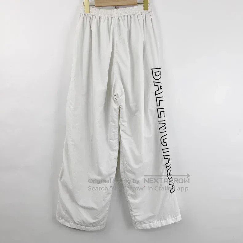 Balenciaga Balenciaga size M White Large Logo Embroidered Nylon Track Size US 27 - 2 Thumbnail