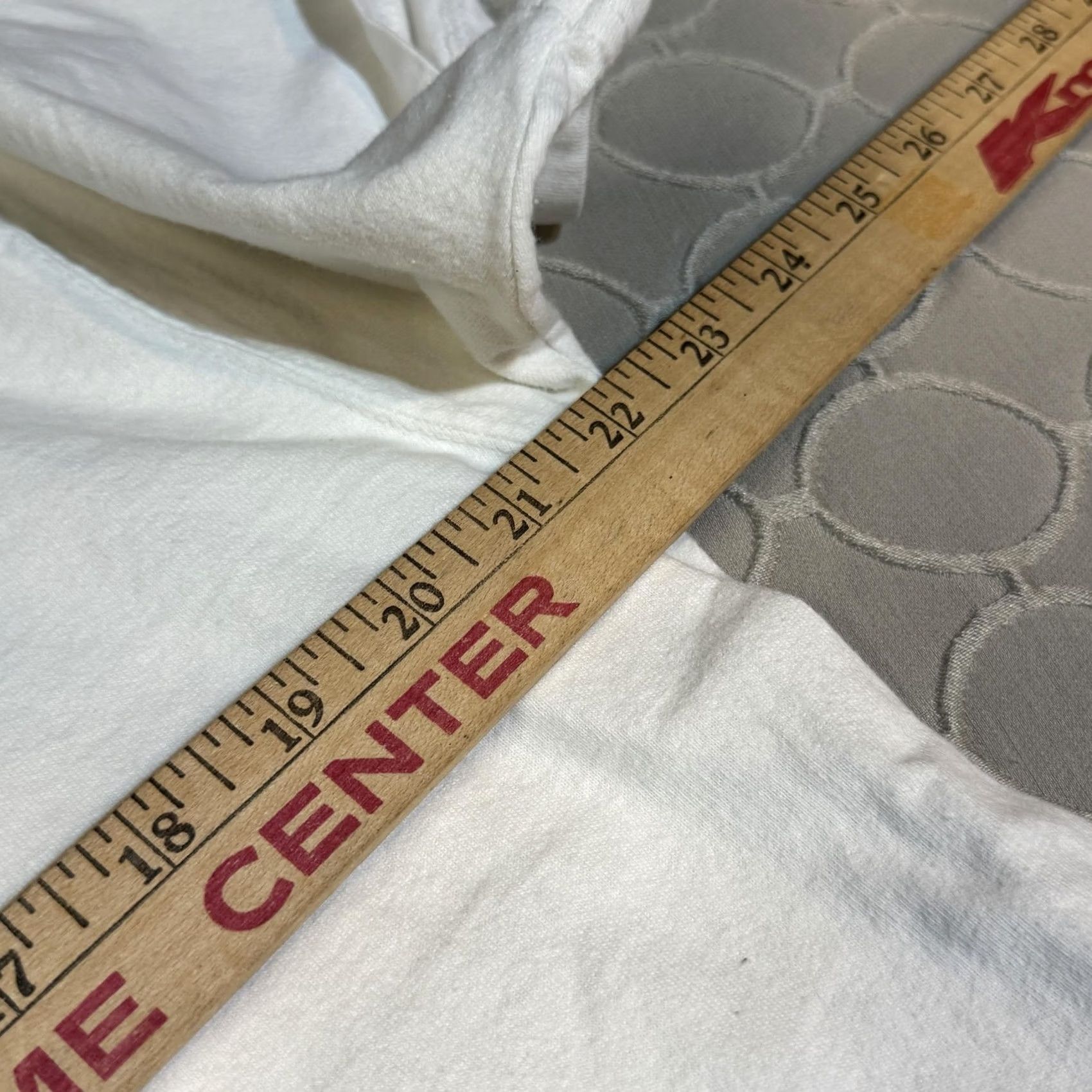 Fruit Of The Loom VINTAGE Johnny Faerber Shirt Mens XL White T-Shirt Graphic Print Honolulu Hawaii 10K Run 2002 Tee Size US XL / EU 56 / 4 - 5 Thumbnail