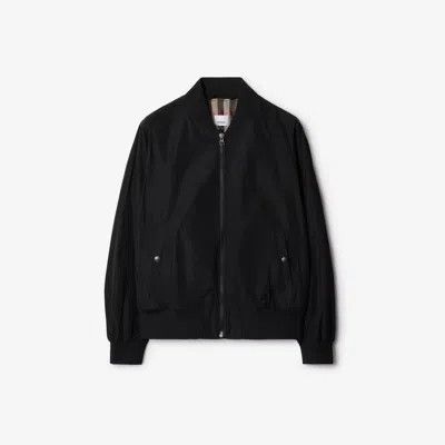 Burberry o1w1db10226 Bomber Jacket In Black Size US L / EU 52-54 / 3 - 1 Preview