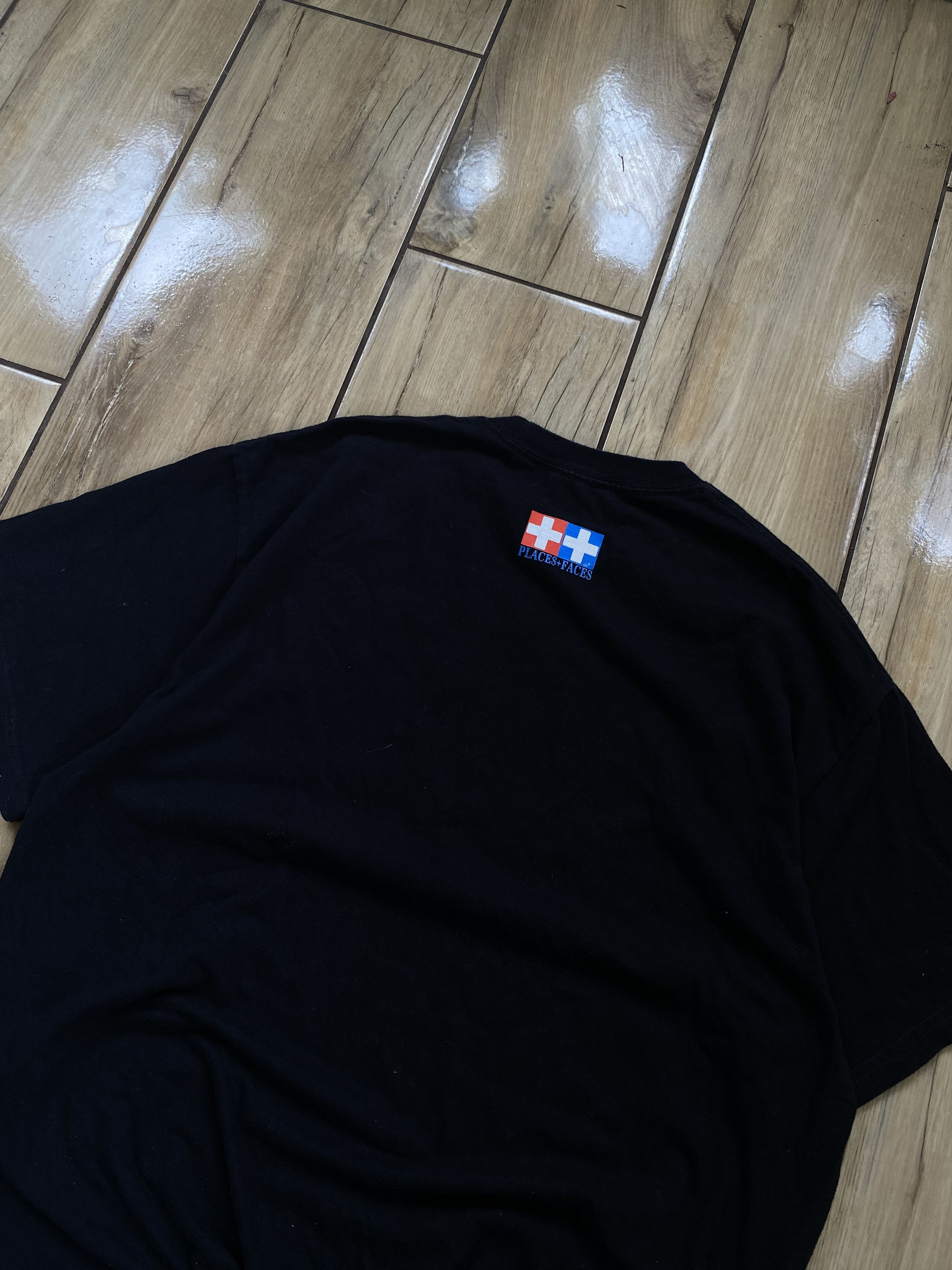 Places + Faces Places+Faces Logo Y2k Tee Black – Size XL Size US XL / EU 56 / 4 - 3 Thumbnail