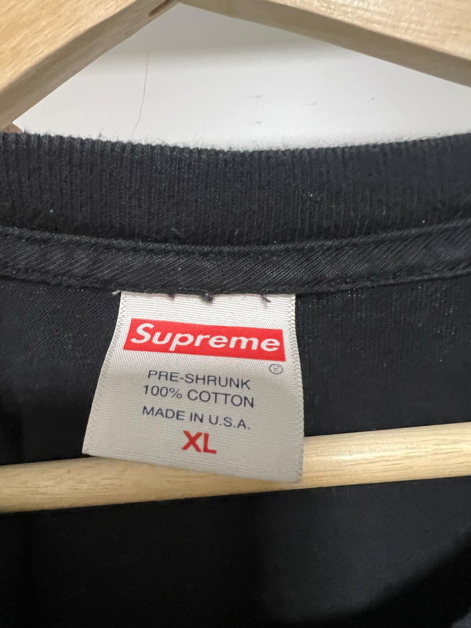 Supreme Supreme Vampirella Tee Black | Grailed