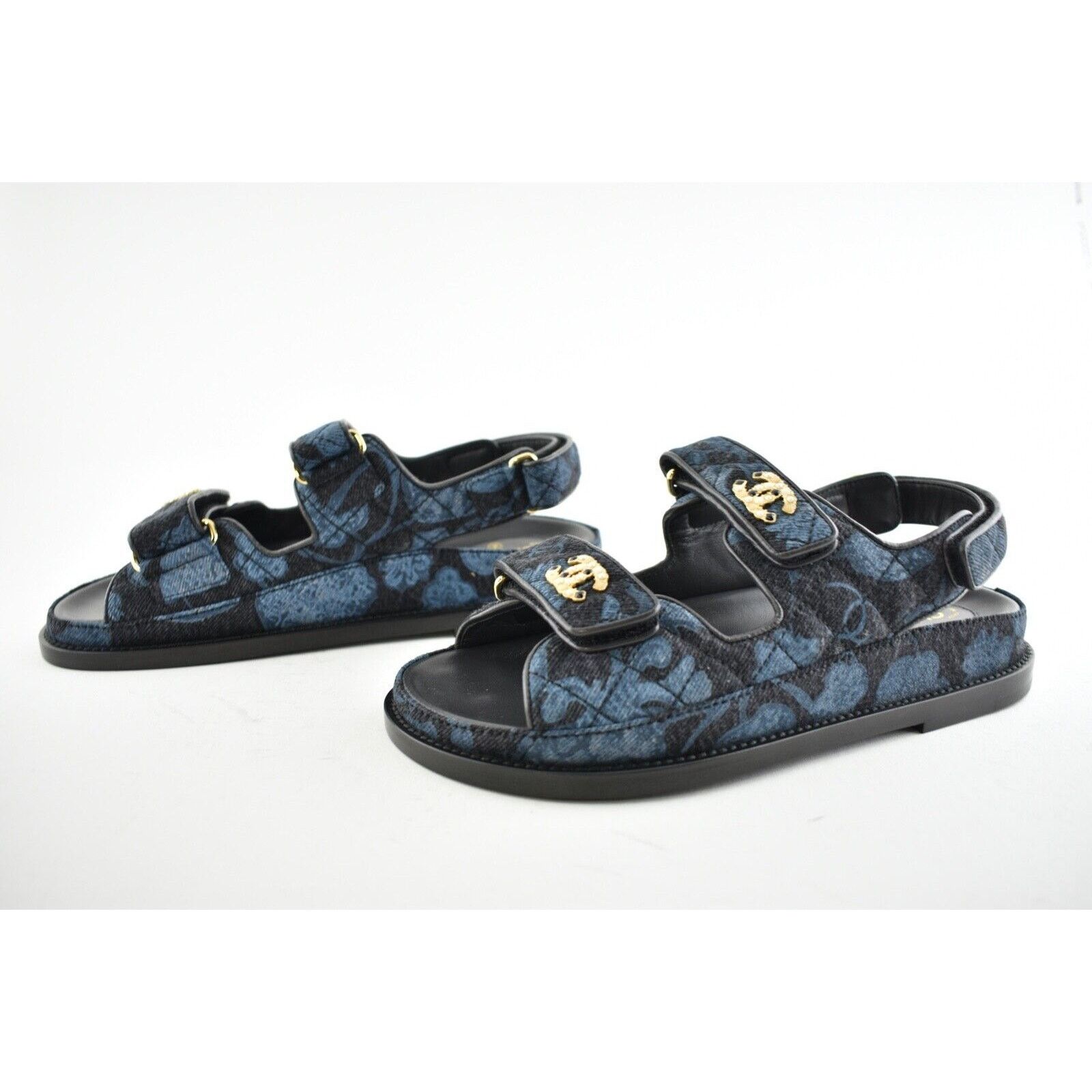 Chanel Chanel 21A Blue Black Grey Denim CC Logo Mule Slide Strap Size US 7.5 / IT 37.5 - 10 Thumbnail